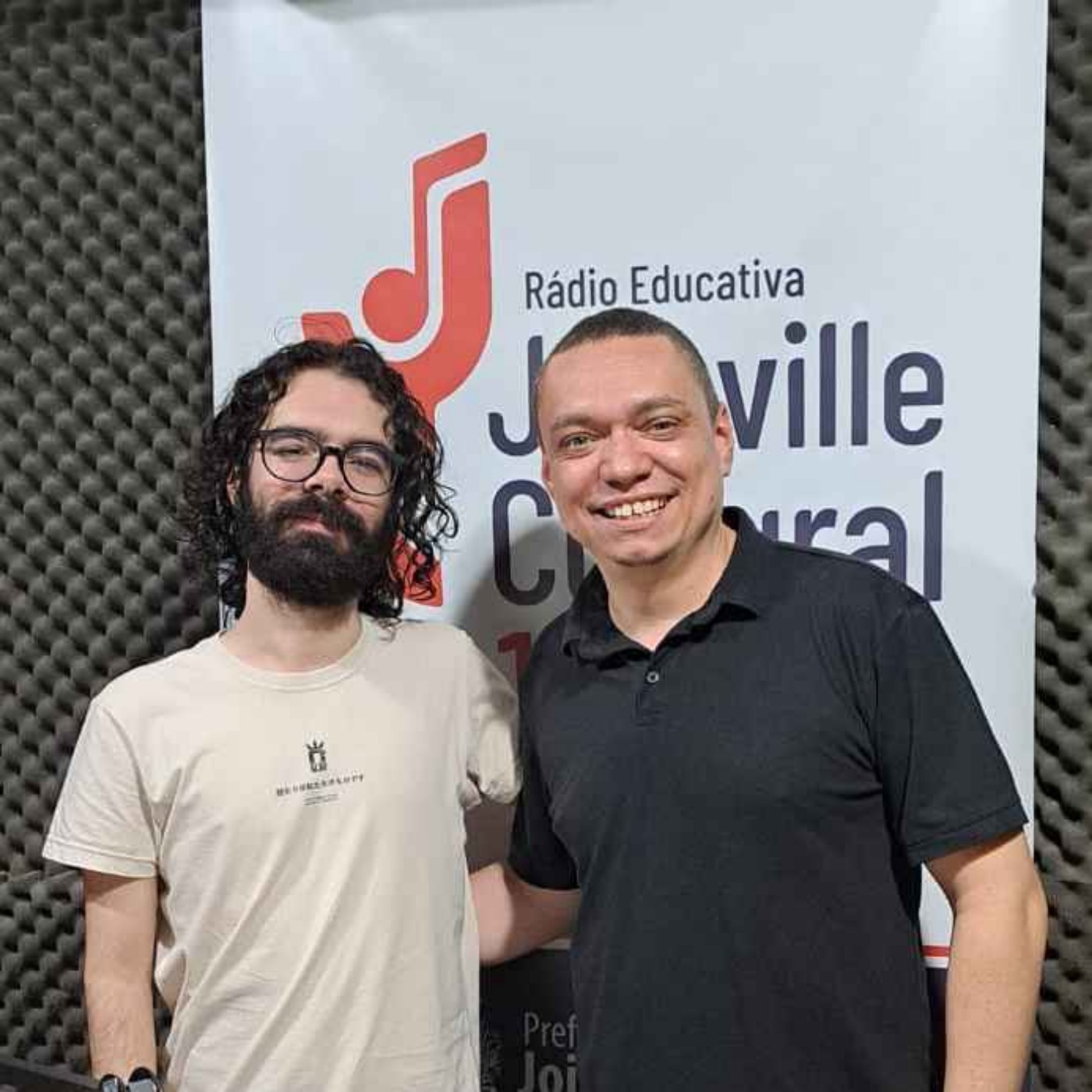 PAPO EM DIA - Jay Alan apresenta a exposição "O Mundo de Juarez" episode artwork