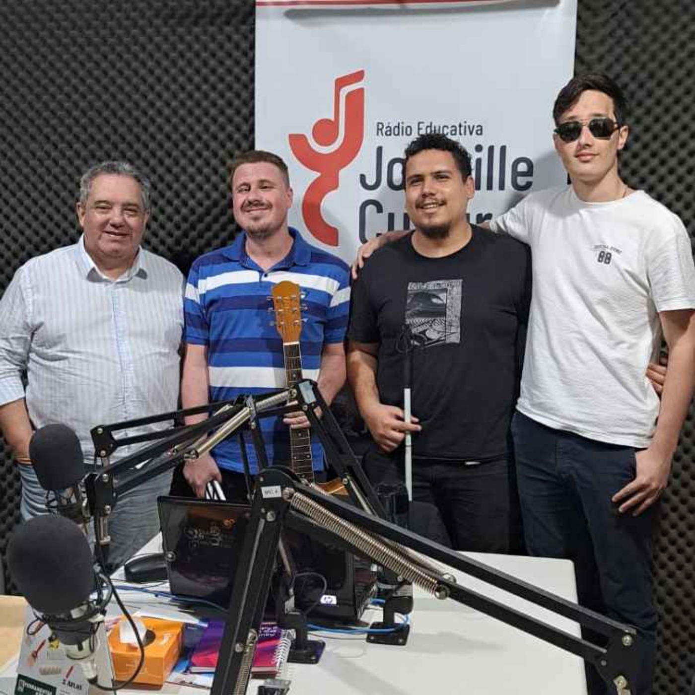 PAPO EM DIA - Nery Júnior,  Bruno Roberto e Jean Pierre falam sobre o projeto que resgata músicas de roda em apresentações nas escolas episode artwork