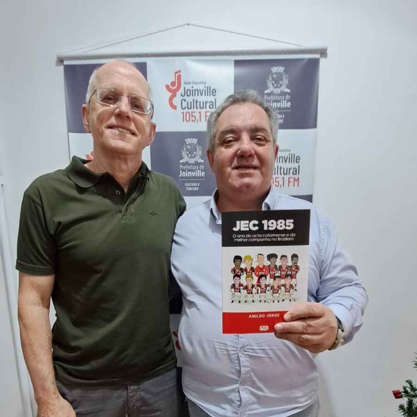 PAPO EM DIA - Anildo Jorge fala sobre o livro JEC 1985 – Ano do Octa Catarinense e da Melhor Campanha no Brasileiro episode artwork