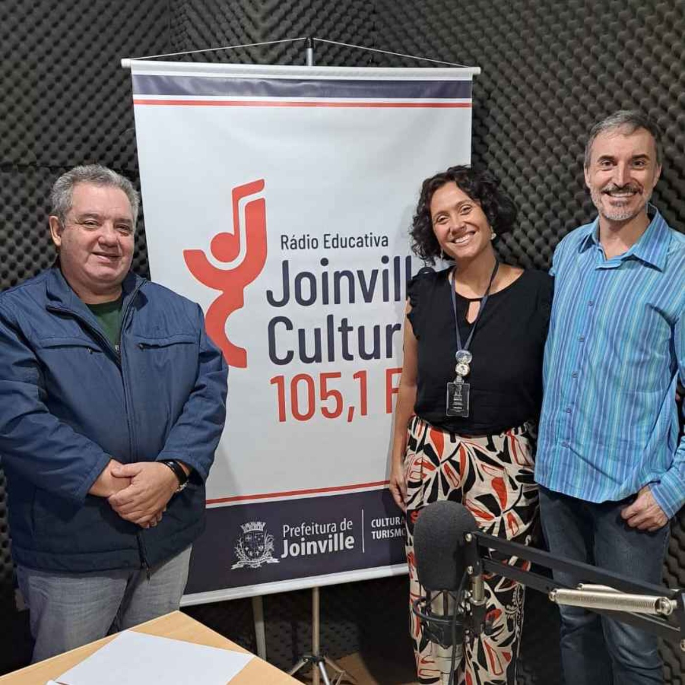 PAPO EM DIA - 16º Salão dos Novos de Joinville - Simone Kalbusch, Coordenadora da Galeria Municipal de Arte Victor Kursancew; Franzoi, Curador e representante da Associação de Amigos da Casa da Cultura