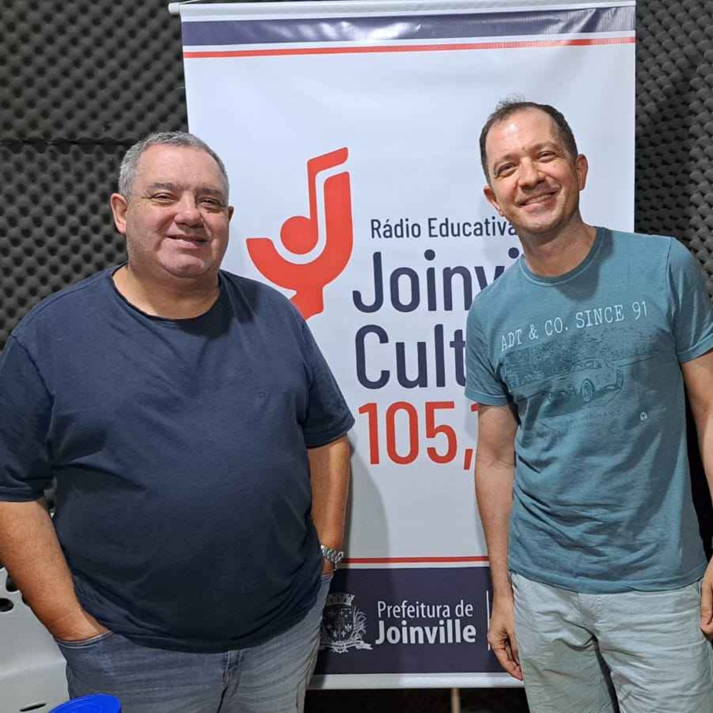 PAPO EM DIA - Apresentações com teatro de bonecos na Cidadela Cultural Antárctica: “João e o Pé de Feijão” e “Alice no Brasil das Maravilhas” - Cássio Correia, Ator e Produtor Cultural da Essaé Cia episode artwork