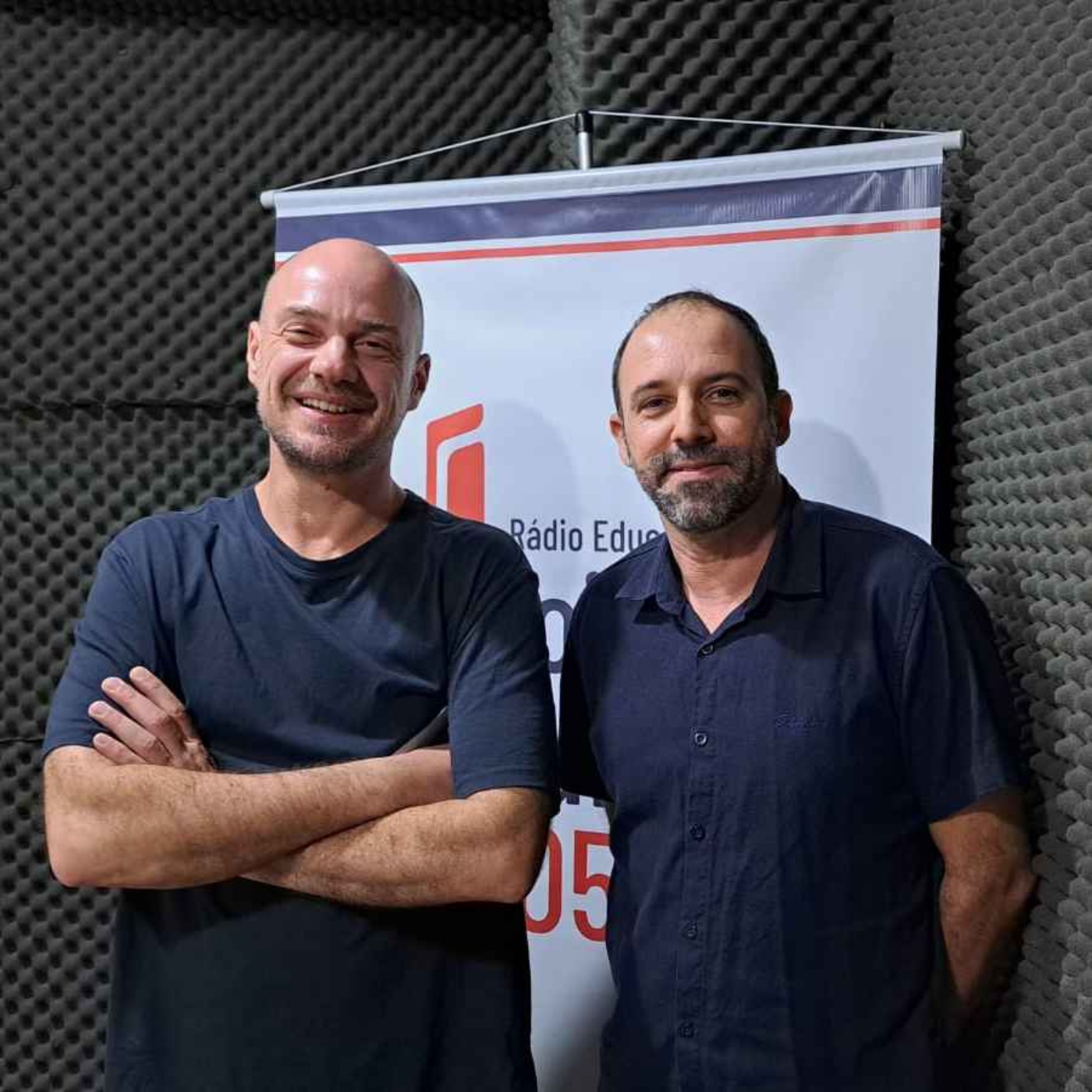 PAPO EM DIA - “Fluxos”, nova Exposição do Museu de Arte de Joinville - Curadores Adriano Horn e Tiago de Moraes episode artwork