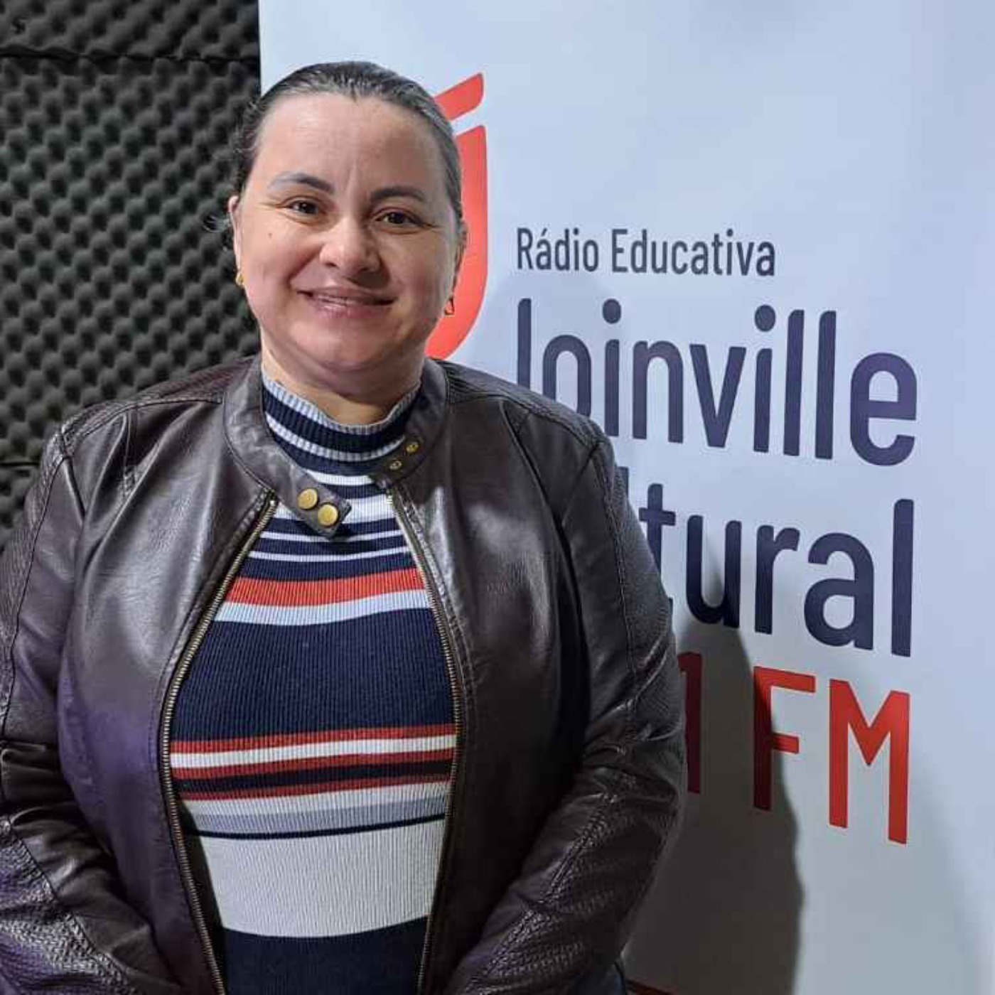 PAPO EM DIA - ArcelorMittal abre edital para apoiar projetos sociais em Joinville e região - Fernanda Valadares episode artwork