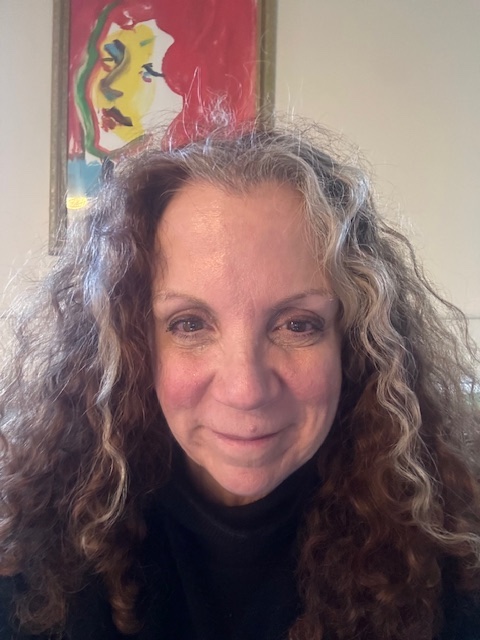 Episode 21 - Rose Richard - Band, Chorus, Musical Theater, she does it all!