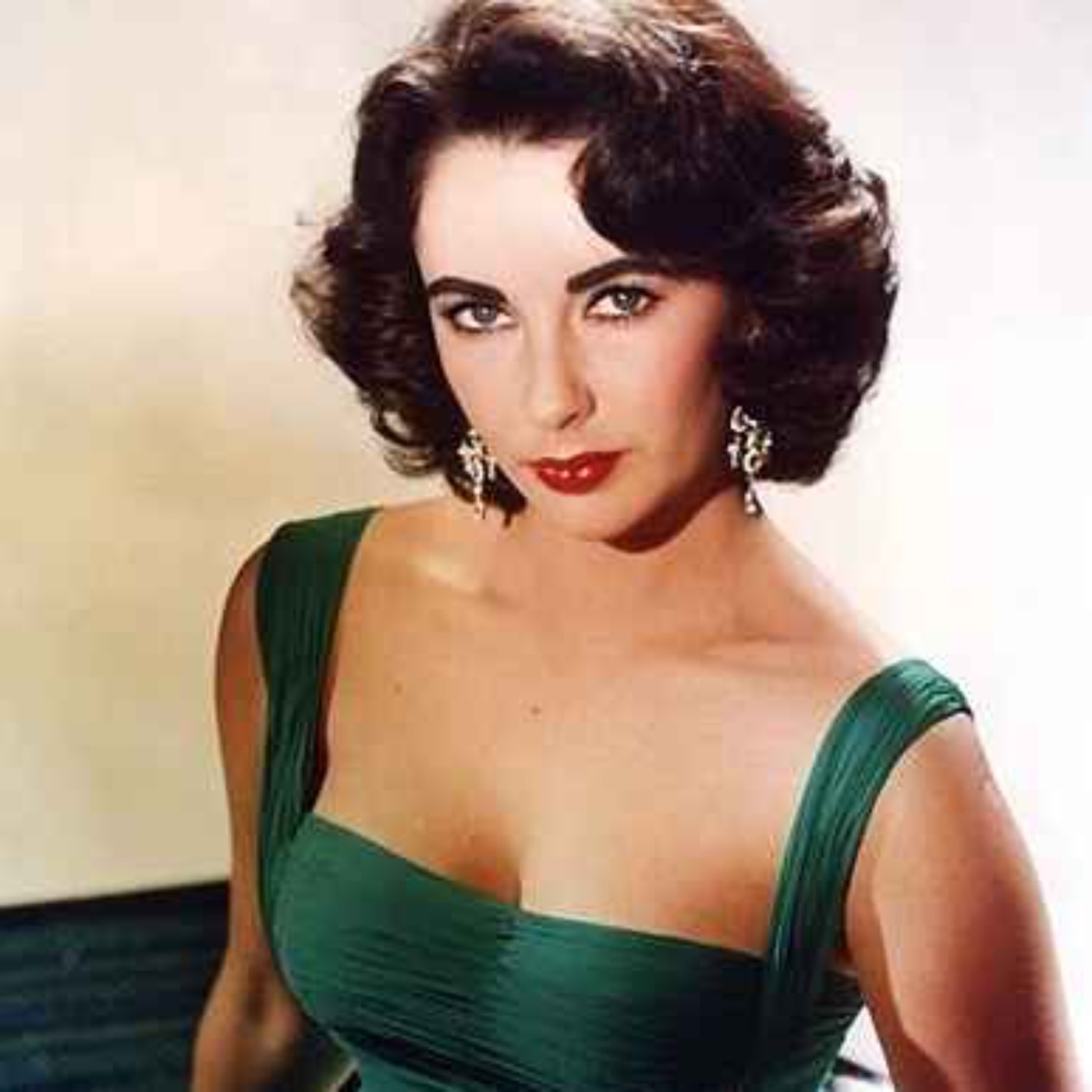 هشت ازدواج ، یک افسانه: داستان زندگی الیزابت تیلور (قسمت سوم/آخر)✨