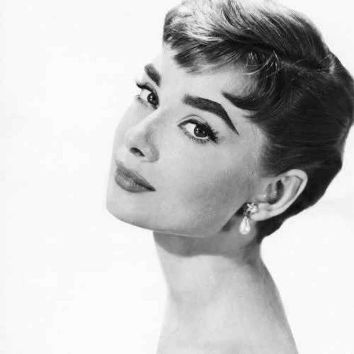 آدری هپبورن✨ (قسمت دوم ) آدری هپبورن✨ (قسمت دوم )