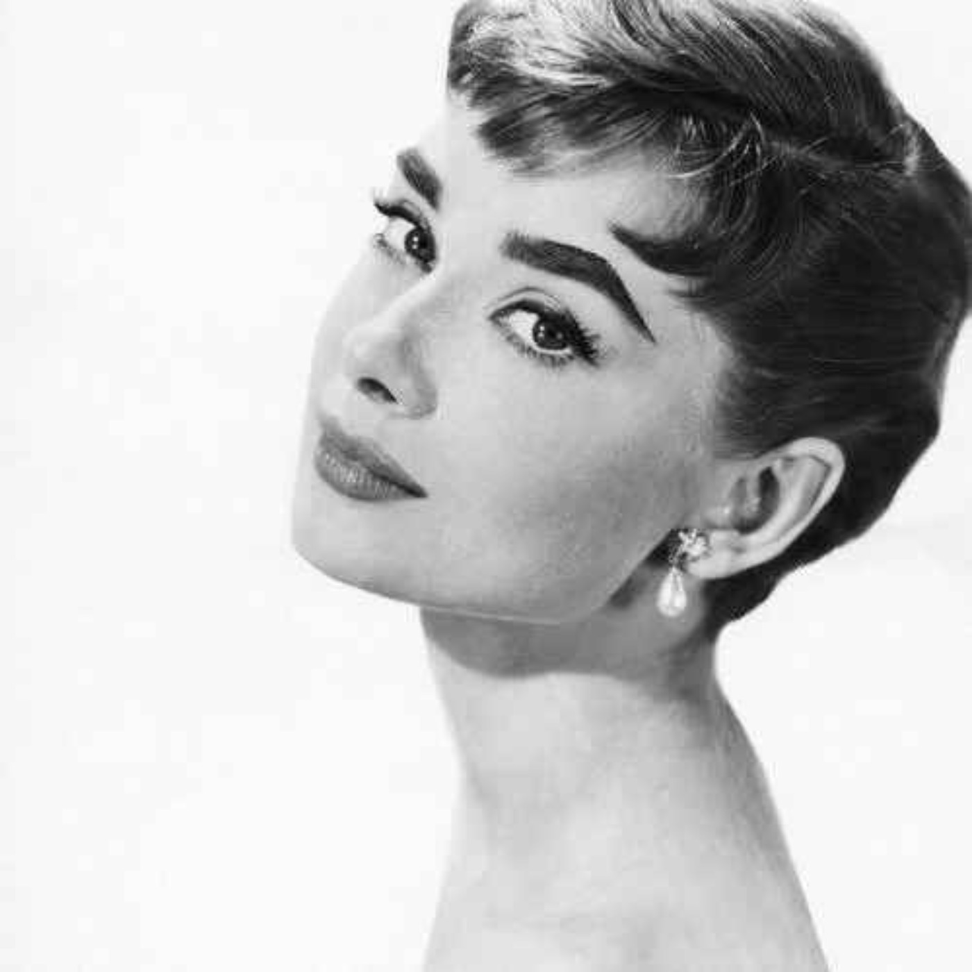 آدری هپبورن✨ (قسمت اول)