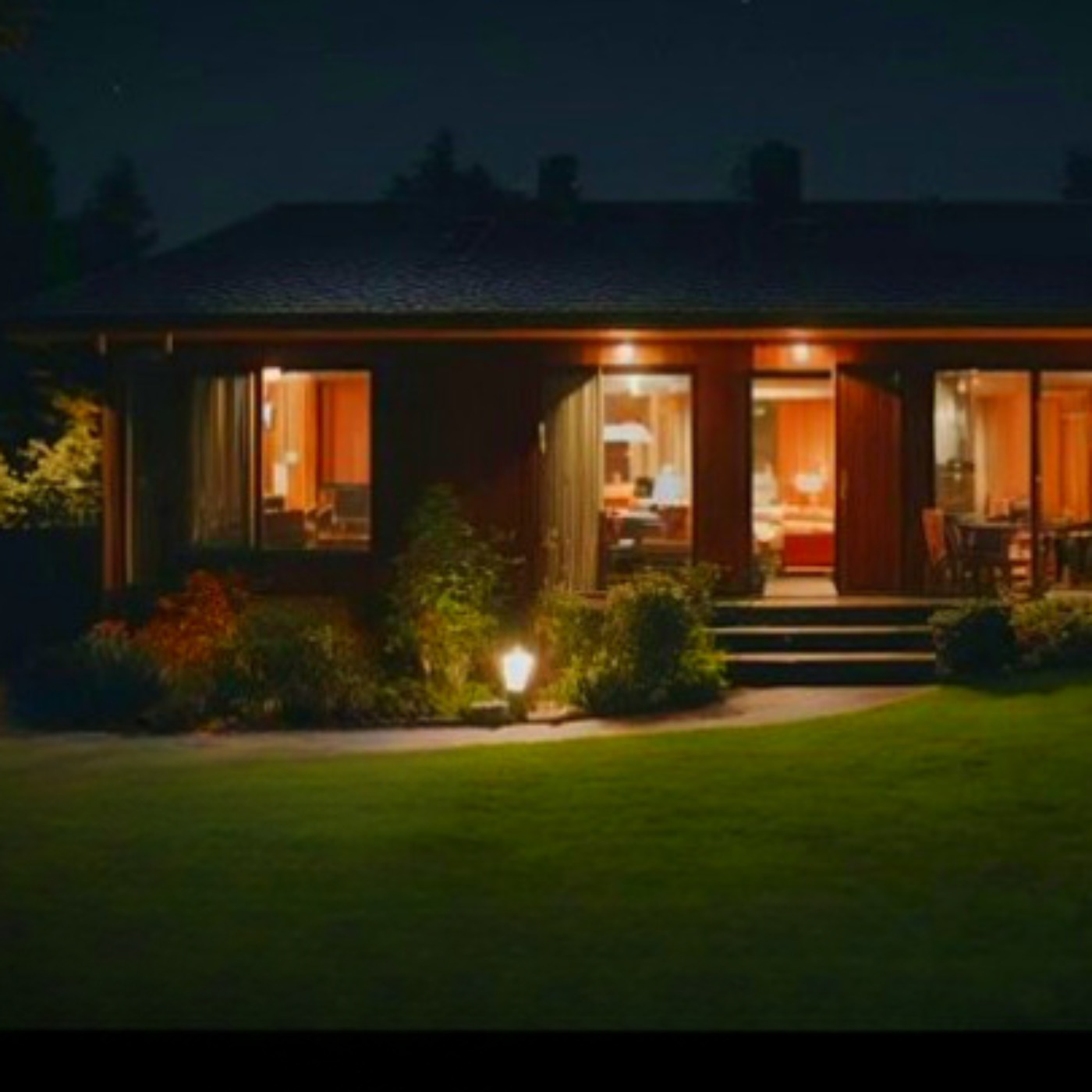 12 TRUE CREEPY HOME ALONE HORROR STORIES