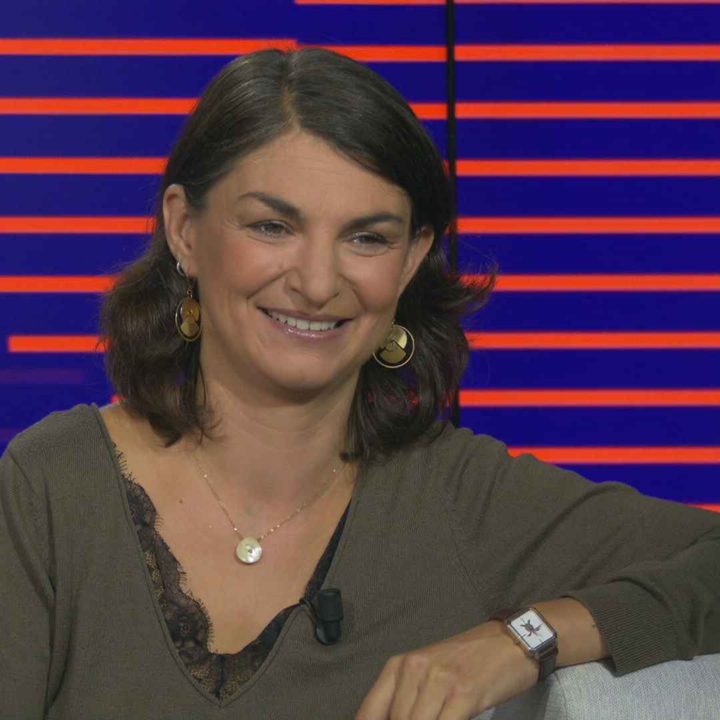 Aurélie Trouvé, altermondialiste à LFI episode artwork