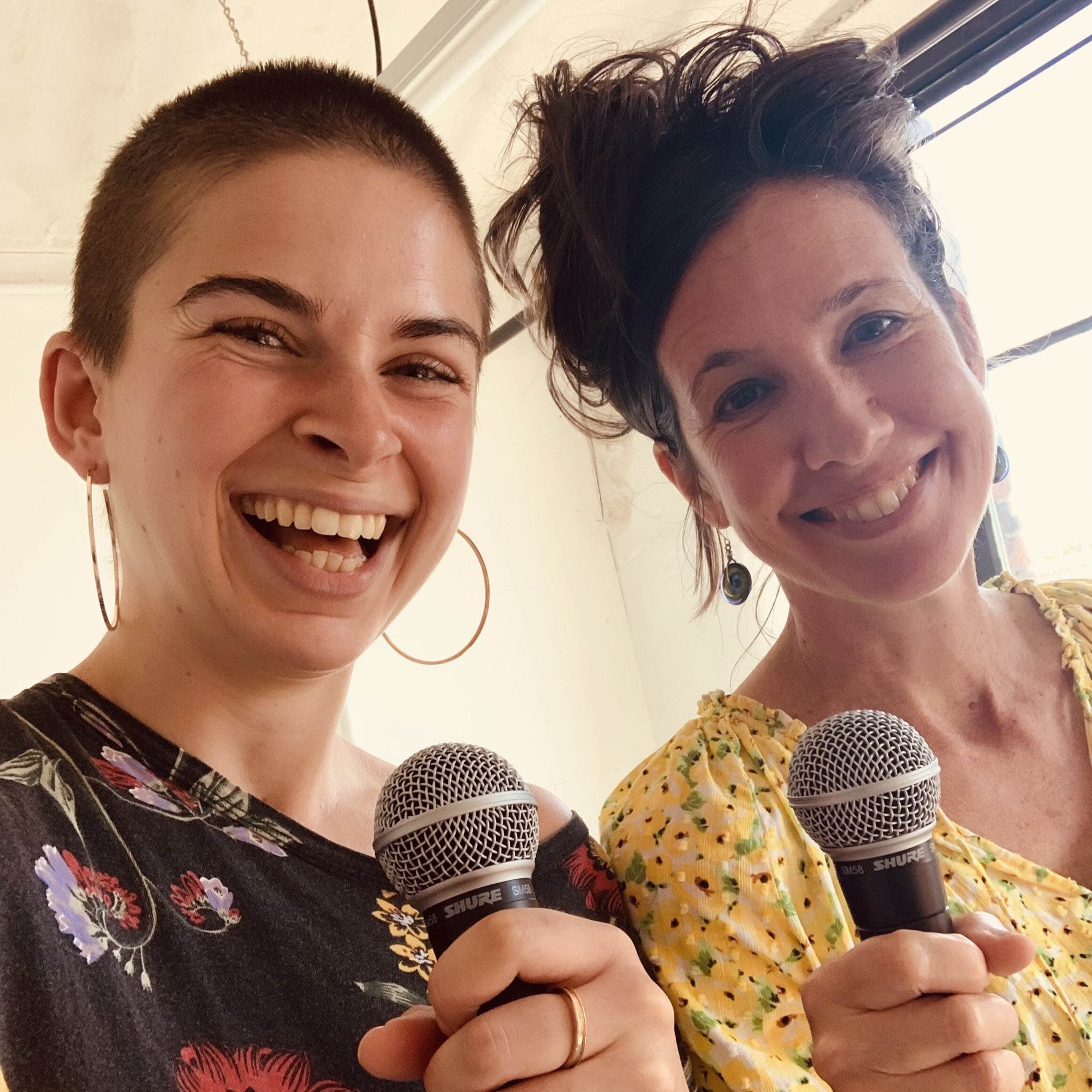 Amy Voris : creative dance, authentic movement and watching feminine football