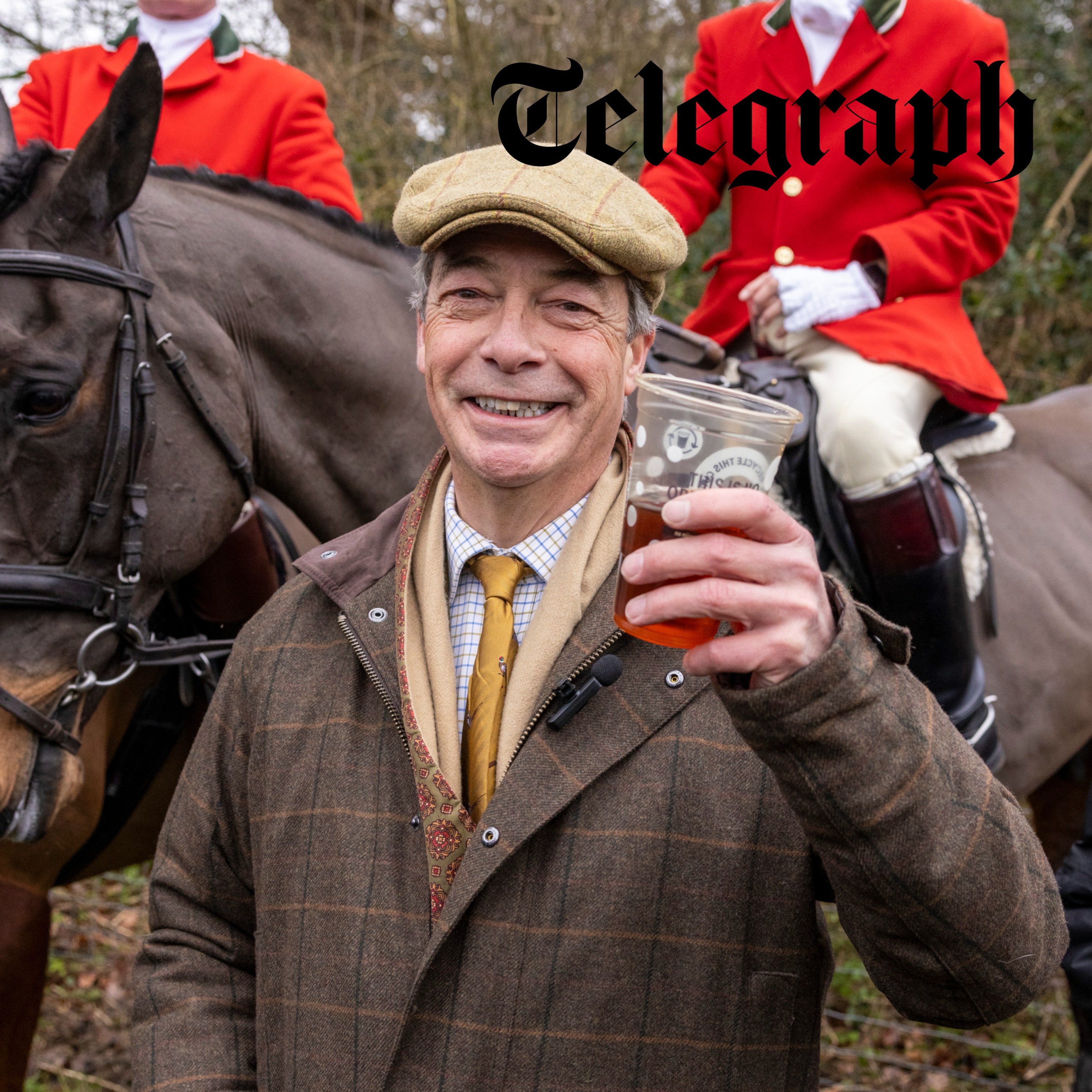 Rocket around the Christmas Tree!