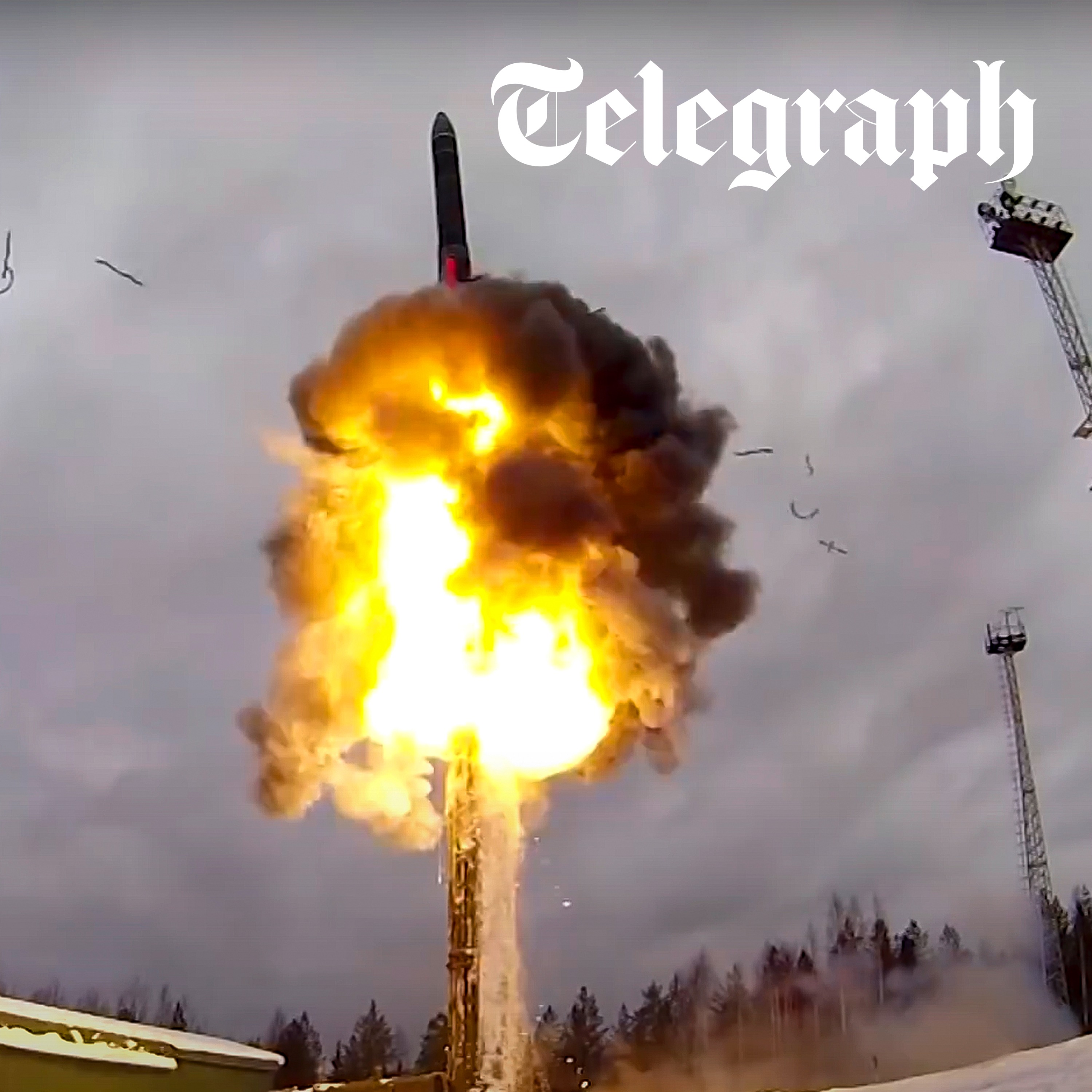 Putin fires nuclear-capable hypersonic missile at Lviv & Trump's men meet Russian envoy