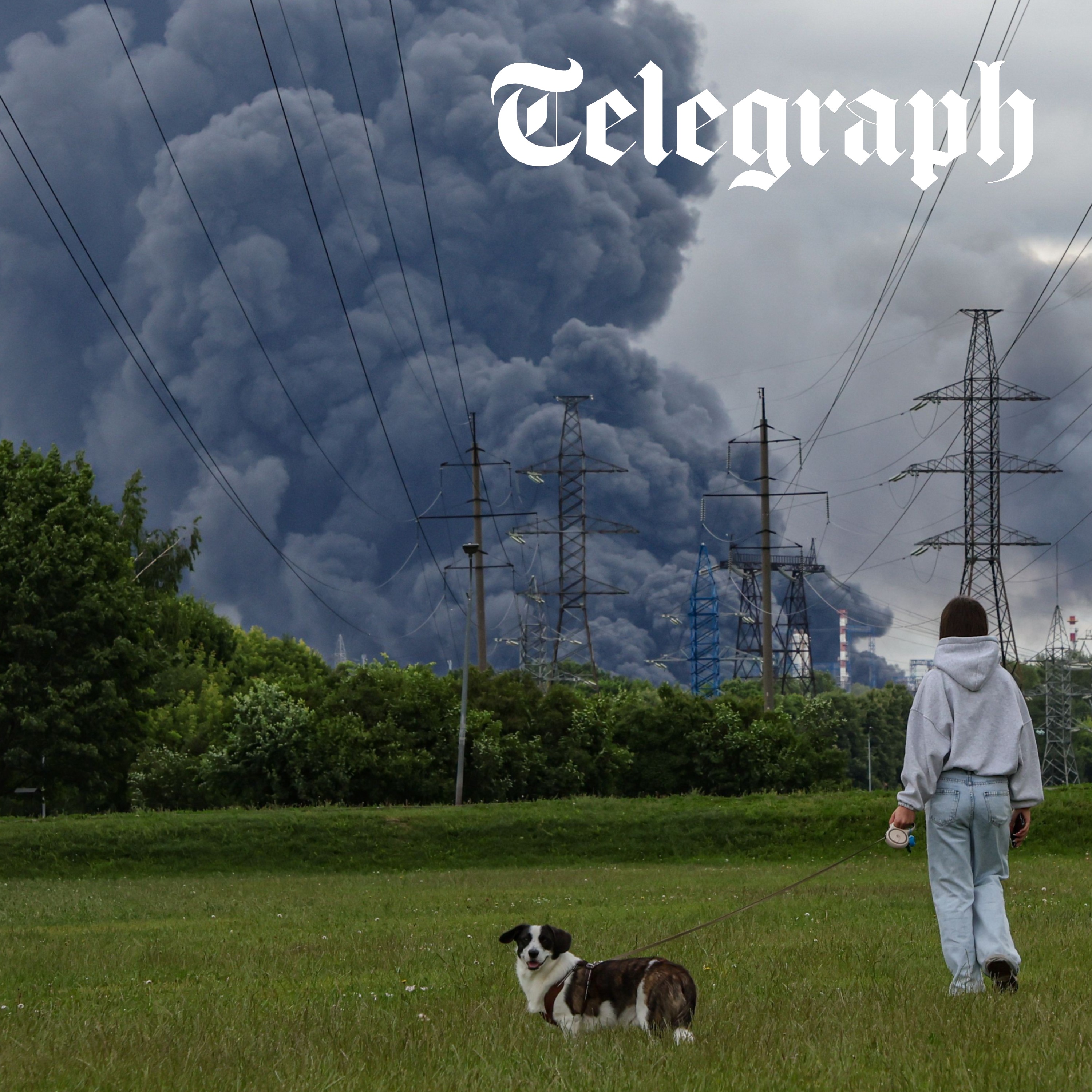 'Black rain over Moscow' as Ukraine attacks again & Russia's 'own goal' revealed after oil refinery blast episode artwork