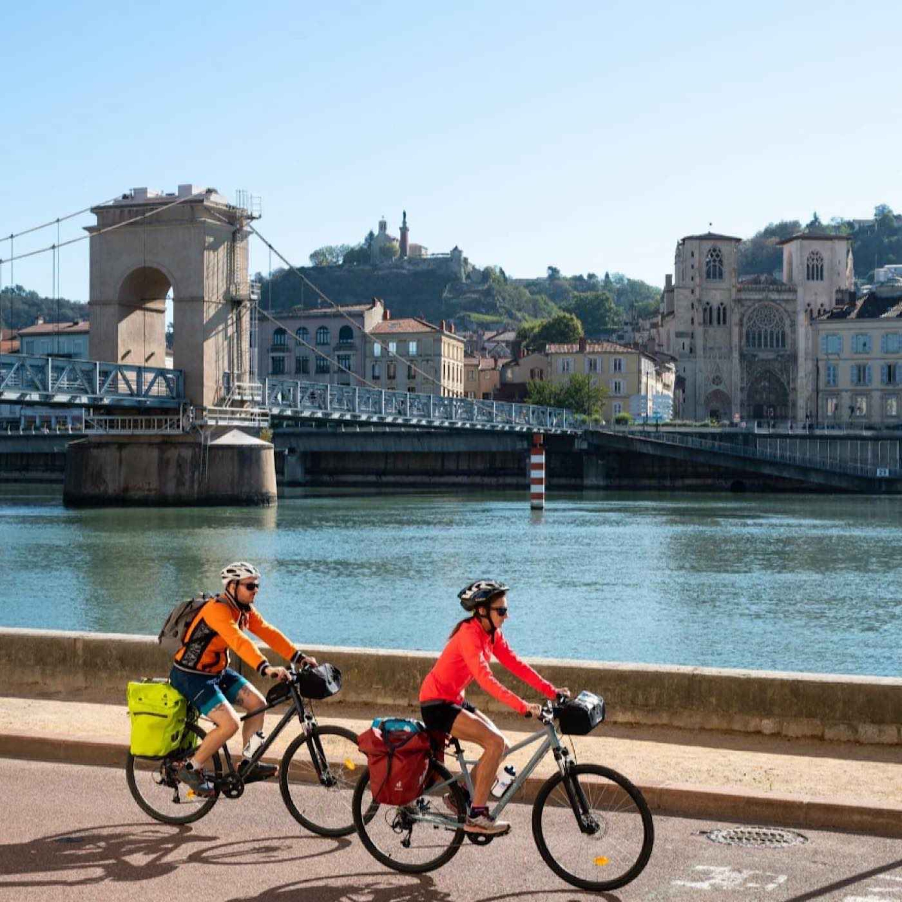 Vienne Condrieu Tourisme fait le pari de la ViaRhĂ´na et du vignoble
