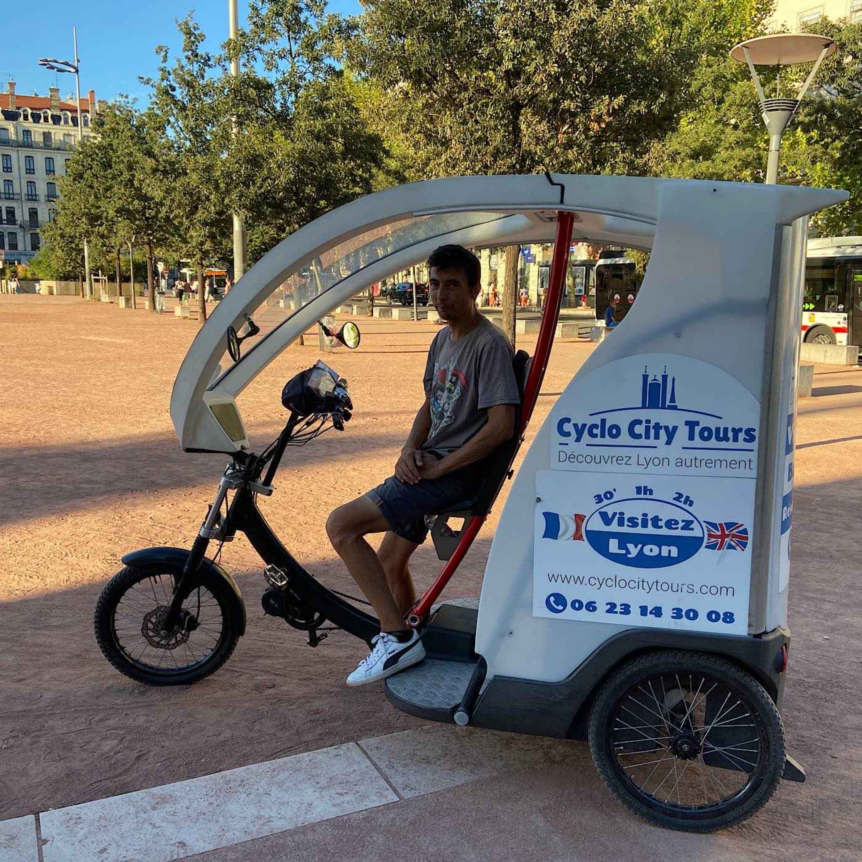 Cyclo City Tours : un guide à vélo