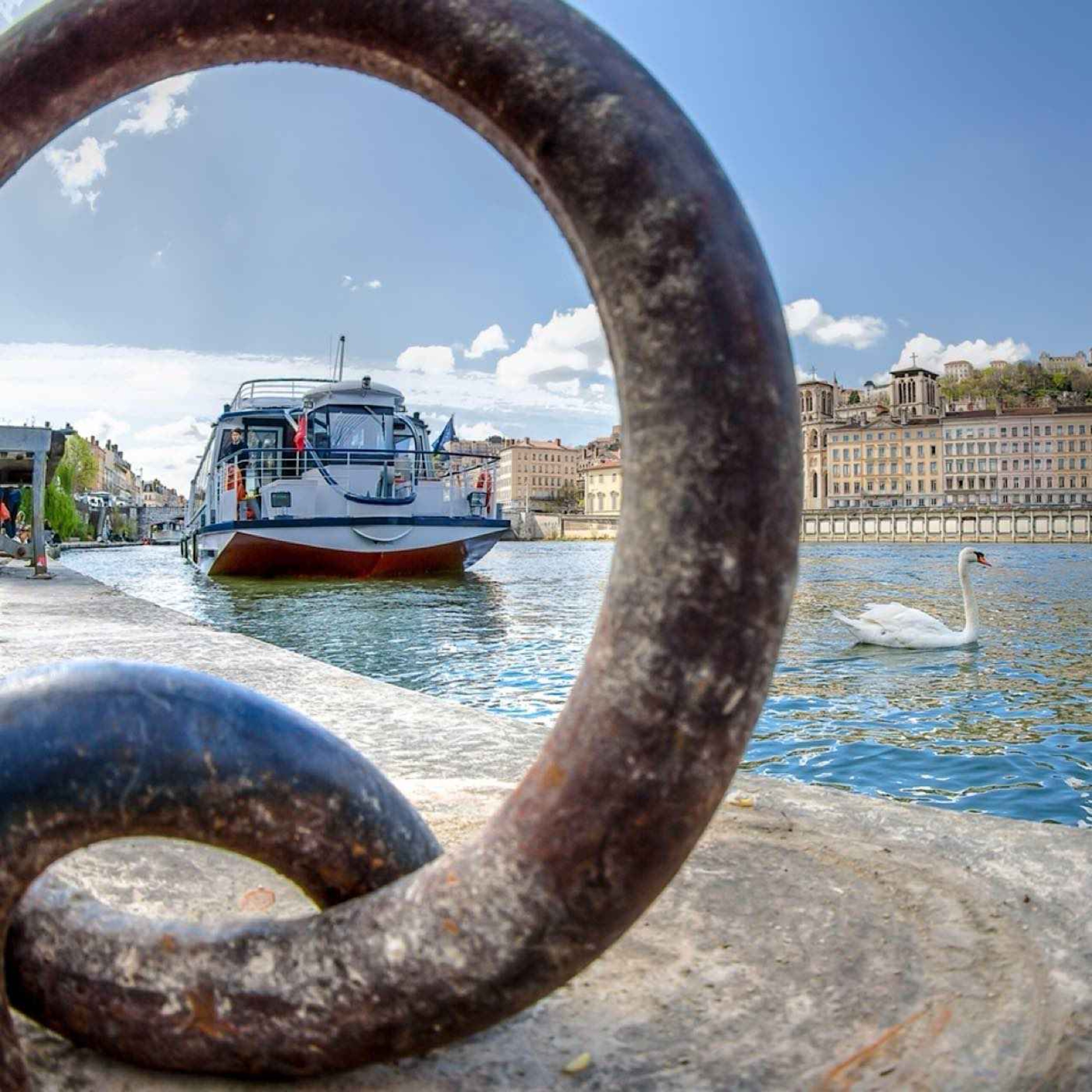 Tourisme fluvial : découvrir Lyon grâce aux promenades croisières