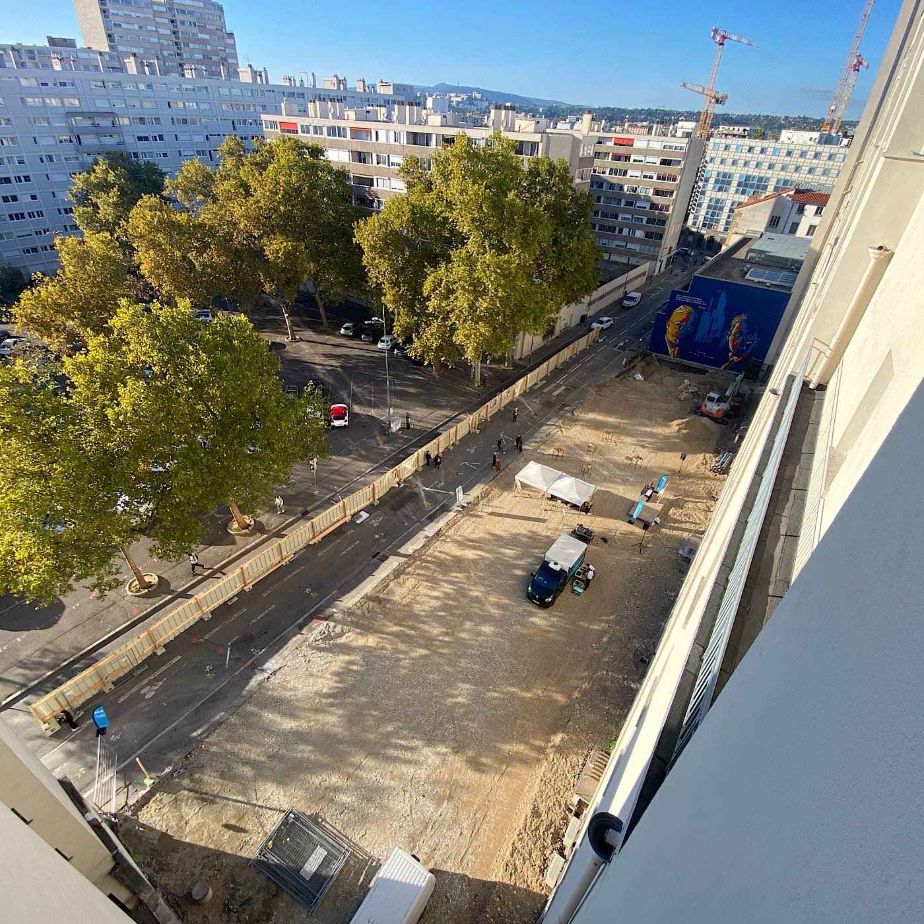 Les Gratte-Ciel poussent les murs avec les Contreforts