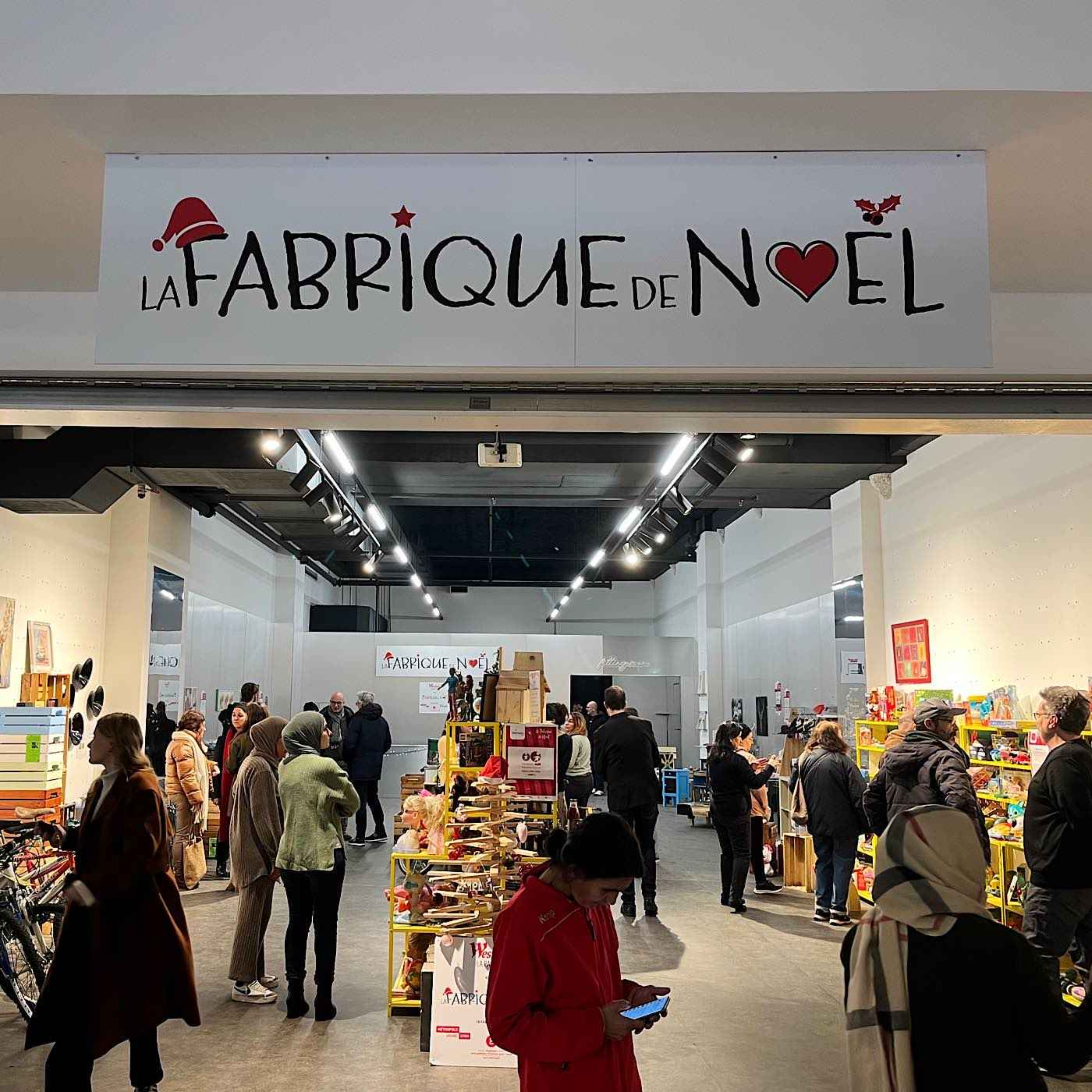 La Fabrique de Noël : pop-up store solidaire à la Part-Dieu