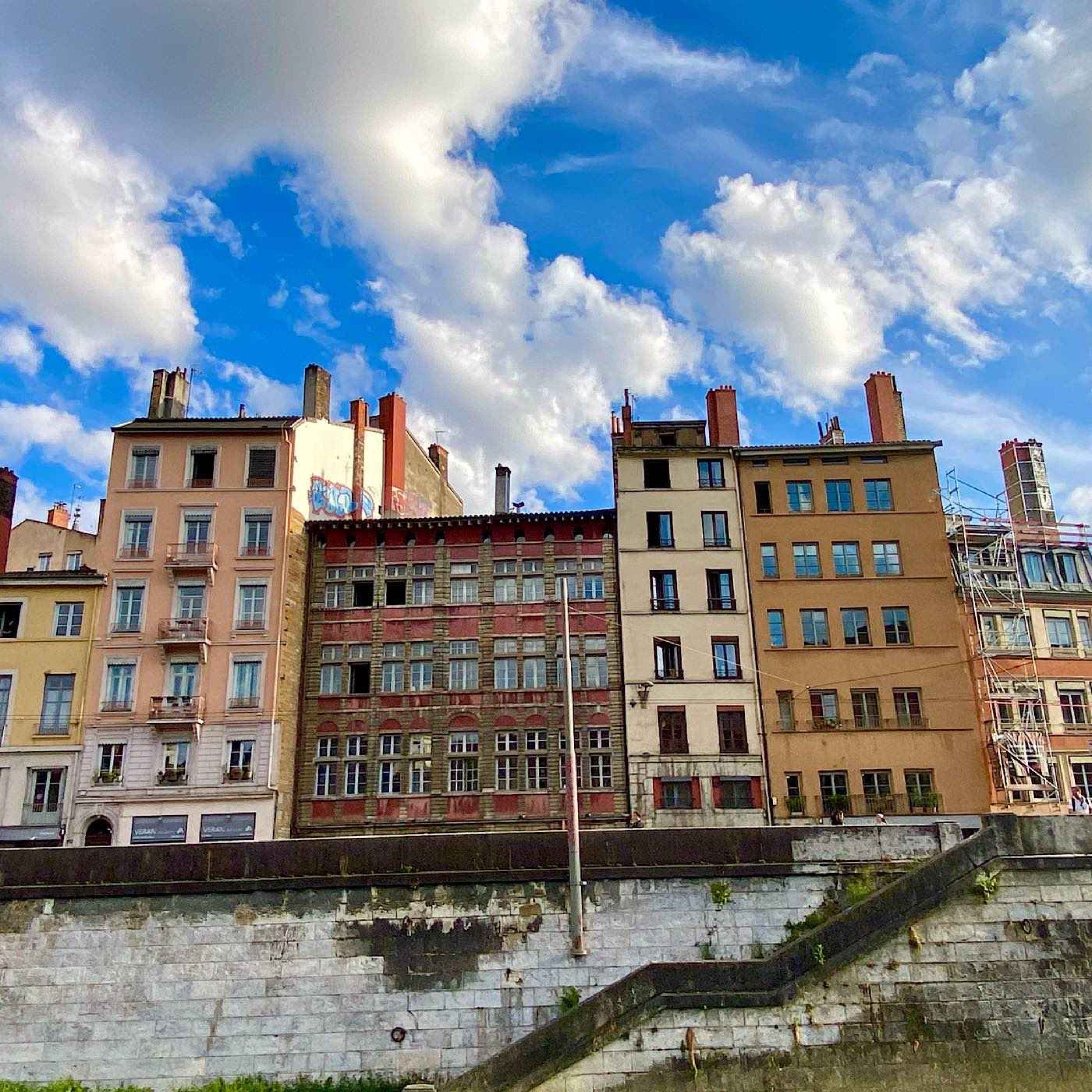 À Lyon et Villeurbanne, l'association Bail traque les loyers illégaux