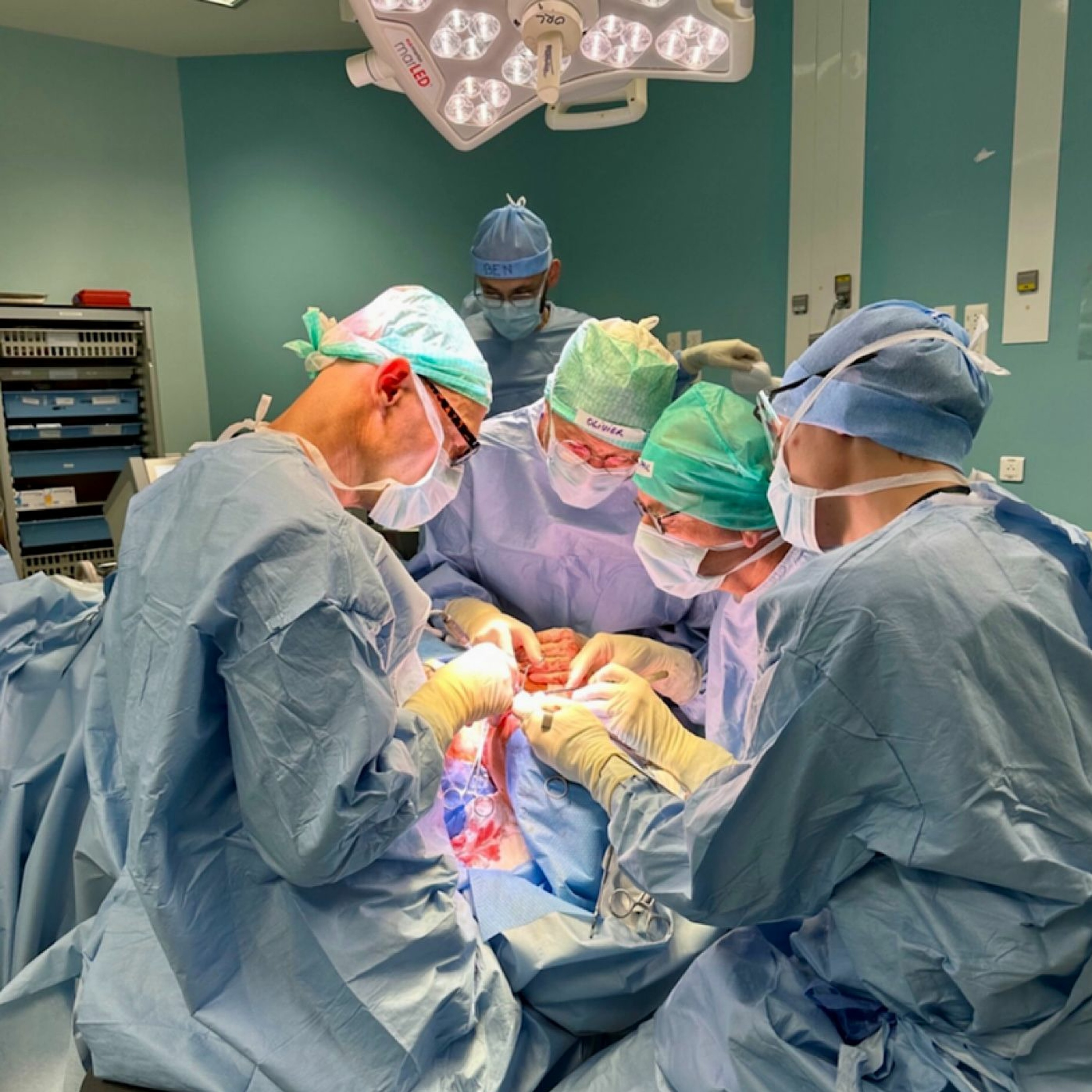 Greffe du larynx : une première en France pour une équipe lyonnaise