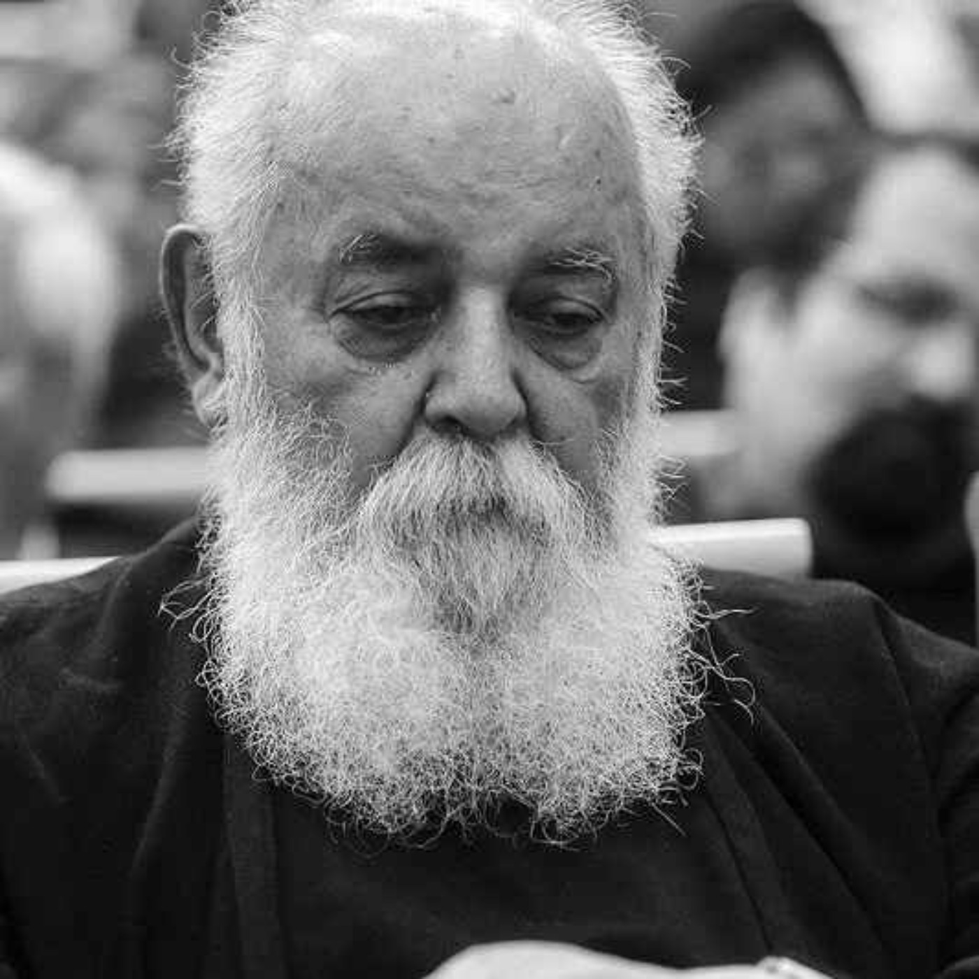 دیر است گالیا...