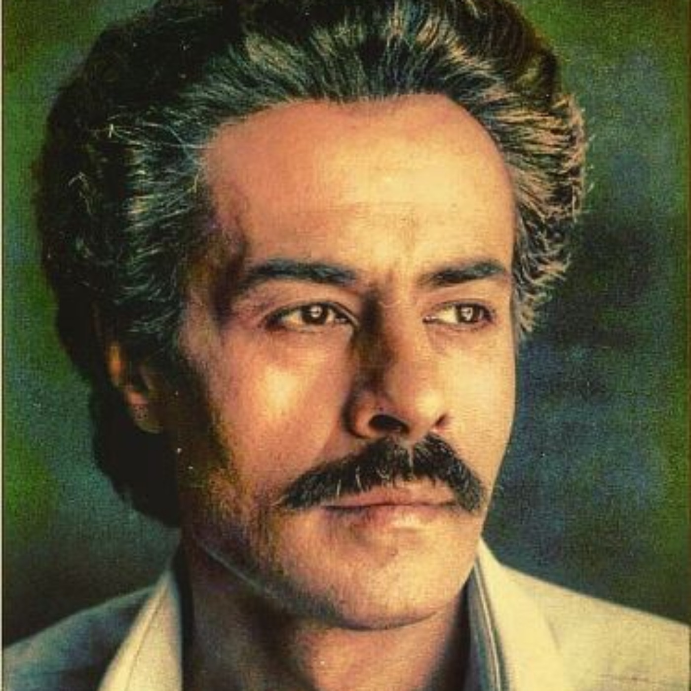 کاور کوه نزدیک من است
