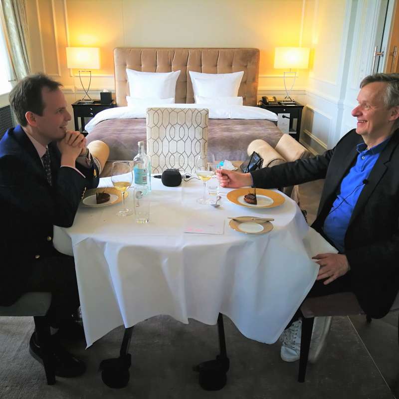PowerLunch