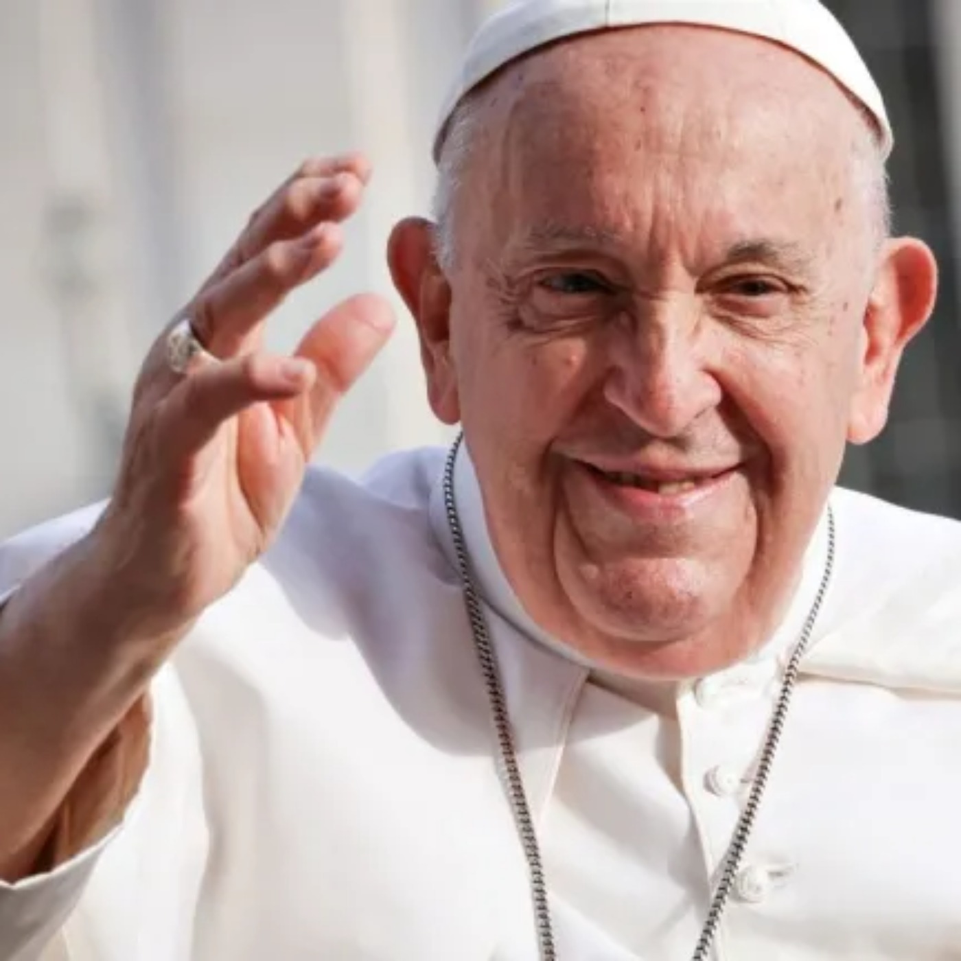 Frecuencia Noticias 695 – Falleció el Papa Francisco episode artwork
