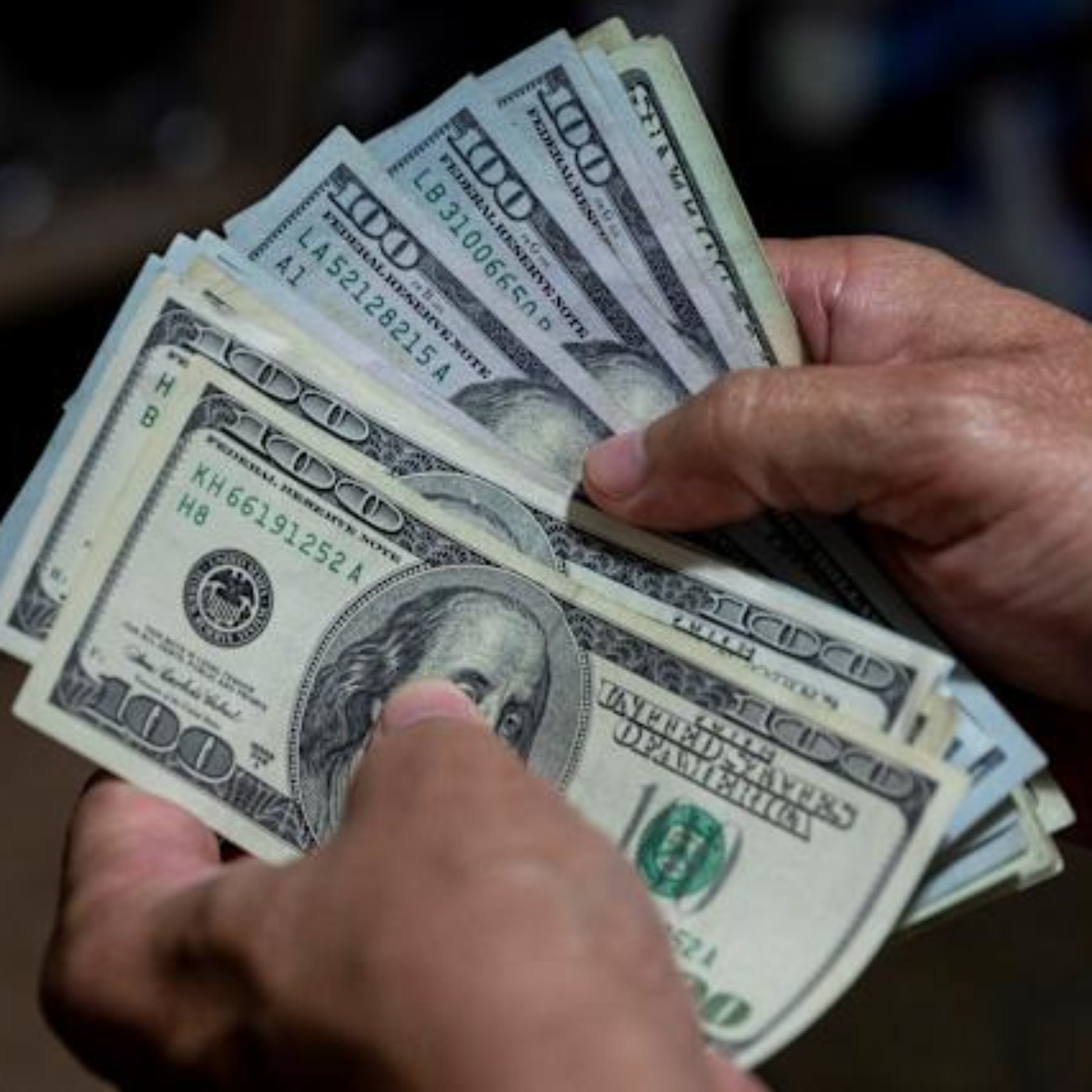 Frecuencia Noticias 730 – El precio del dólar supera los 100 bolívares en Venezuela episode artwork