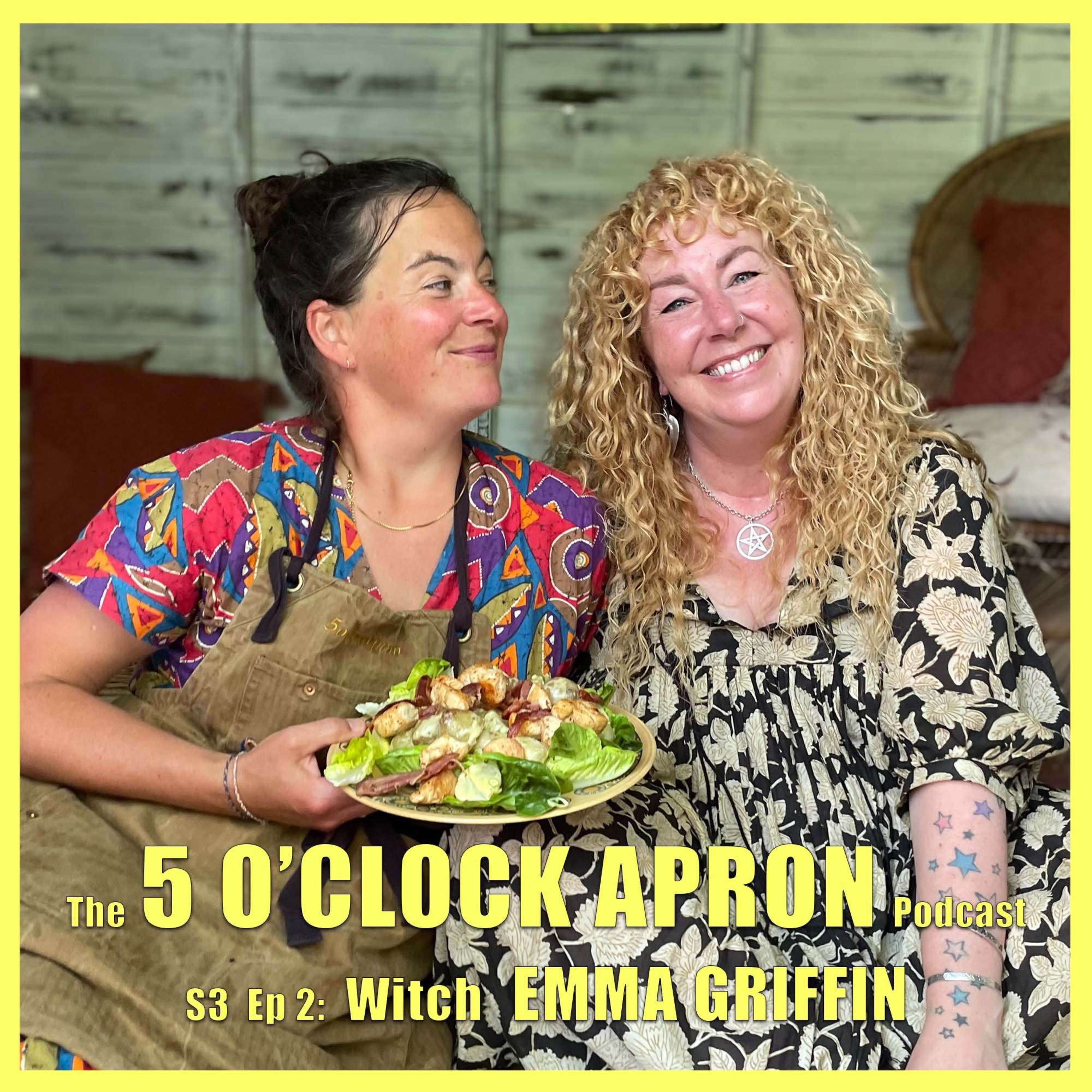 5 O\' Clock Apron