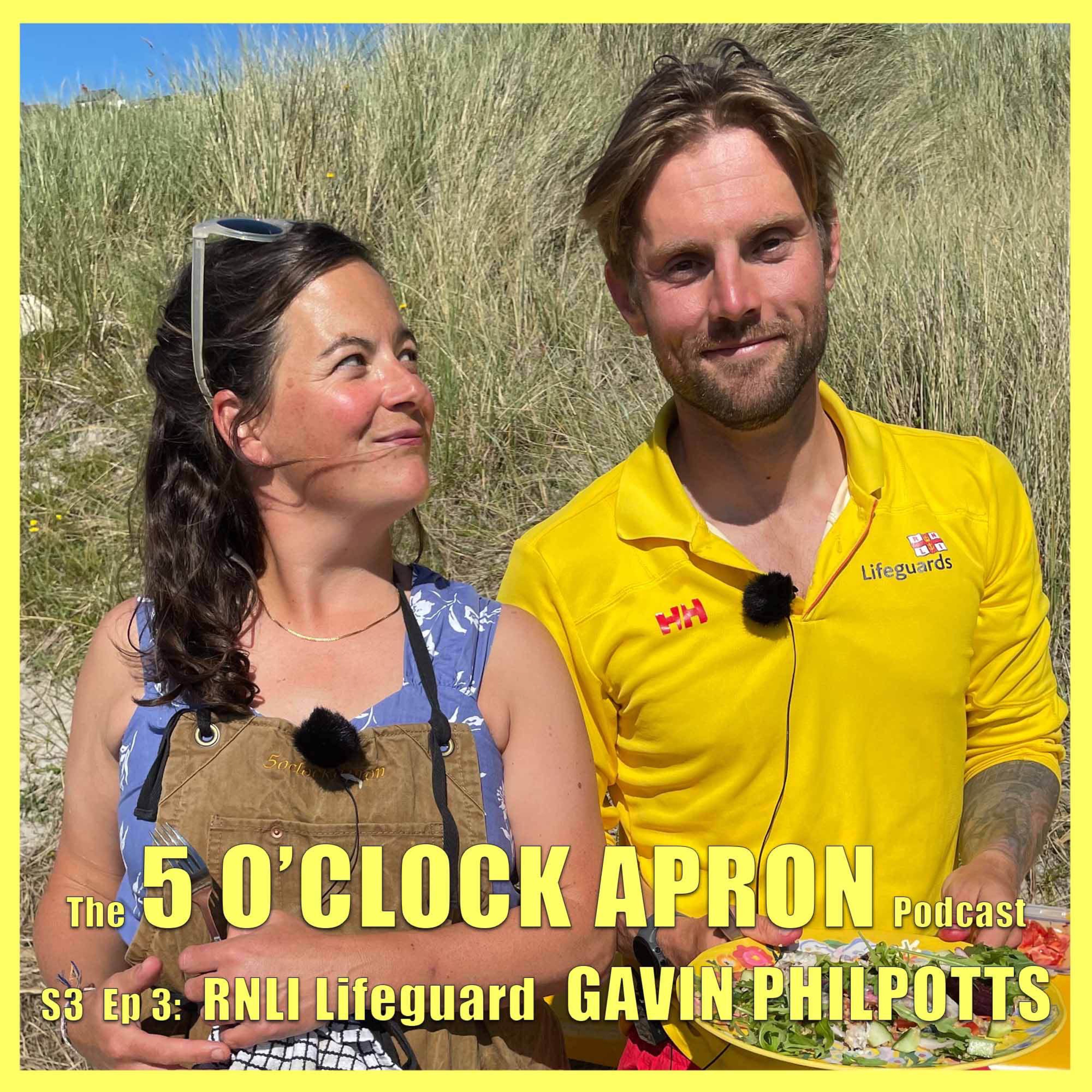 5 O\' Clock Apron