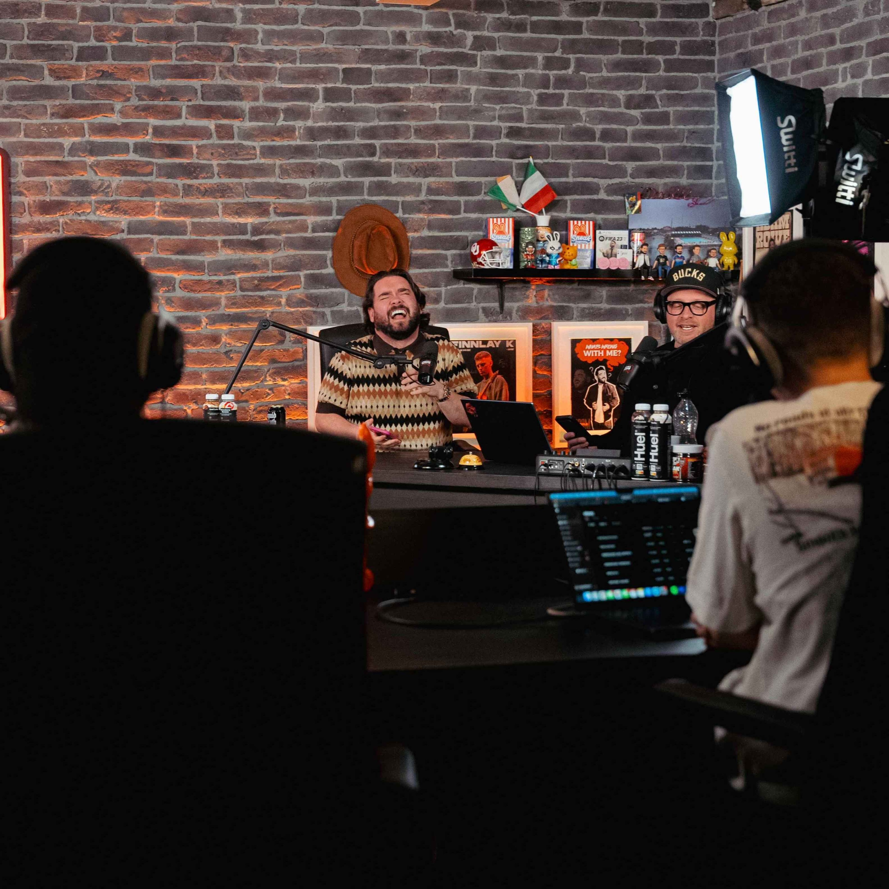#326 - Have A Word w/Adam, Dan, Carl & Finn