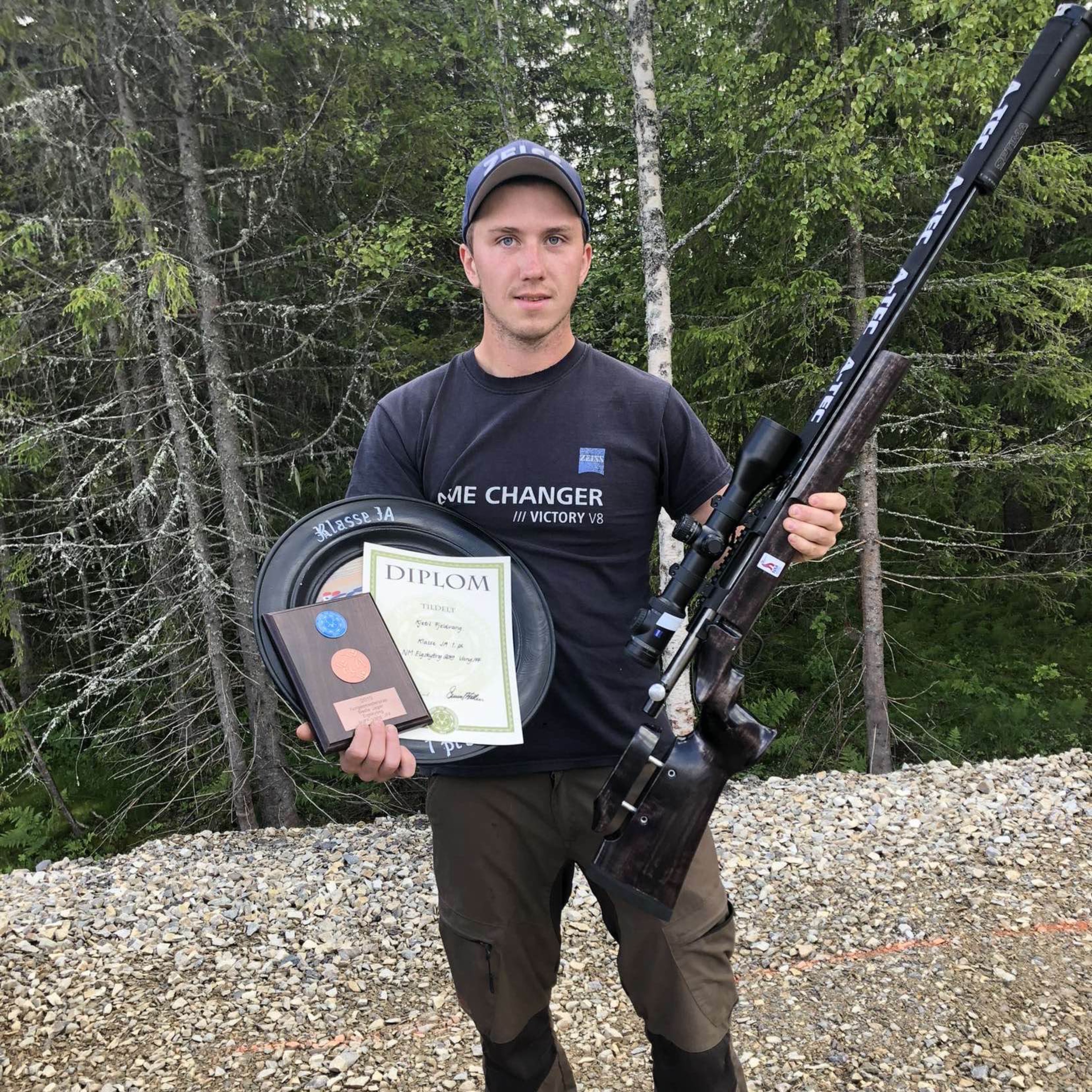 Kjetil Fjeldvang - Jakt & presisjon i jaktfelt og elgbane skyting