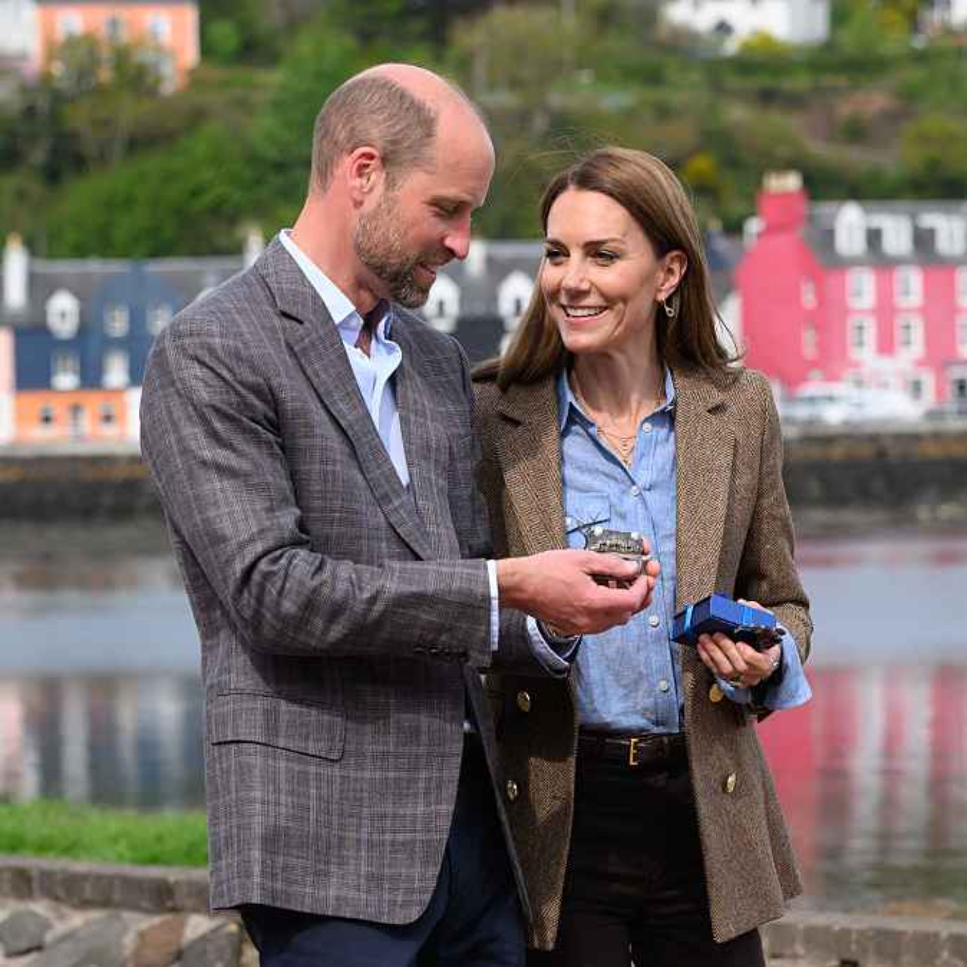 The King's cancer message & William and Kate's Scottish getaway