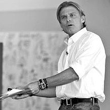 Episode #44: Correcting our 7 Fatal Flaws of Thinking with Matthew E May