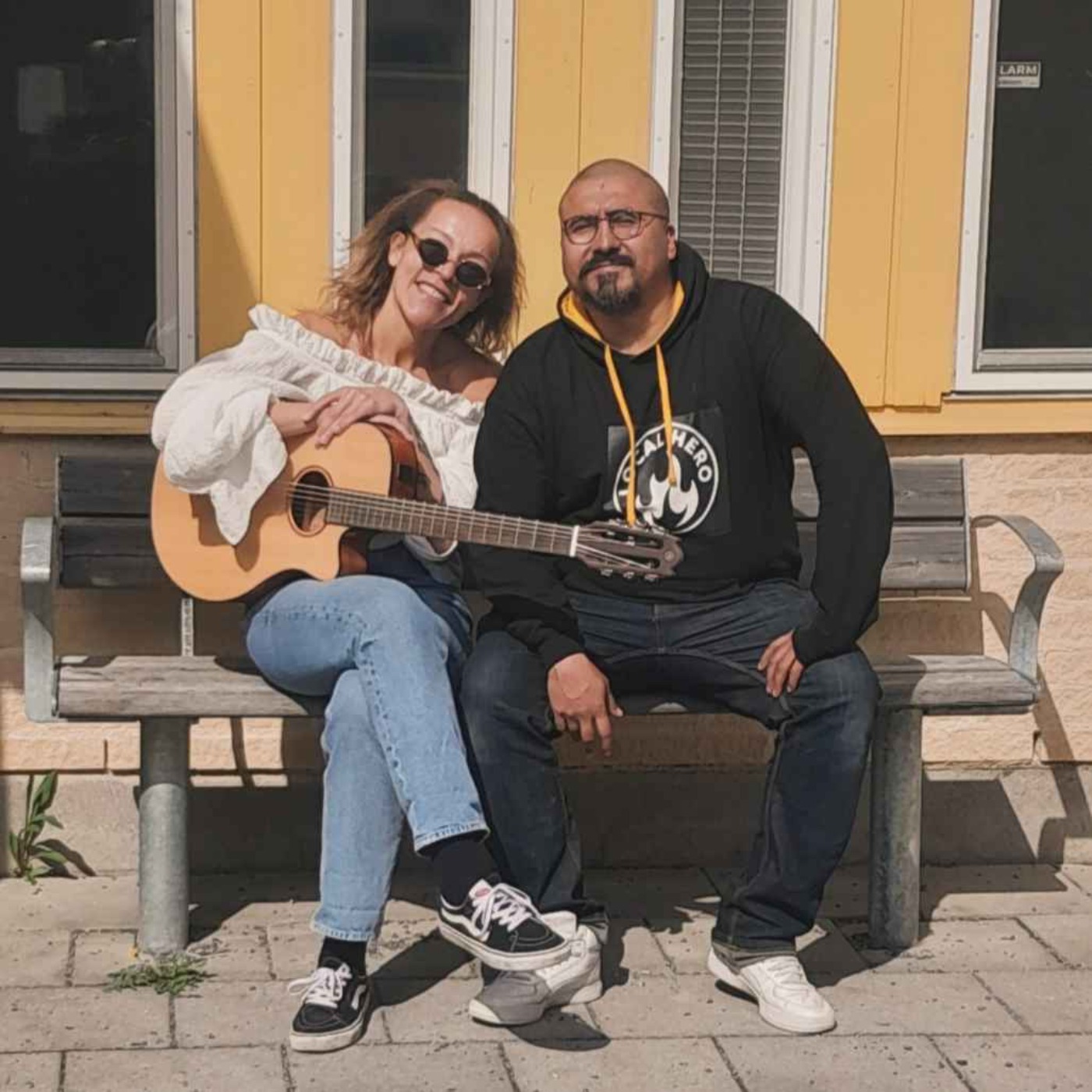 "När jag var 12 fick jag en gitarr av min pappa" - Bella Novak episode artwork
