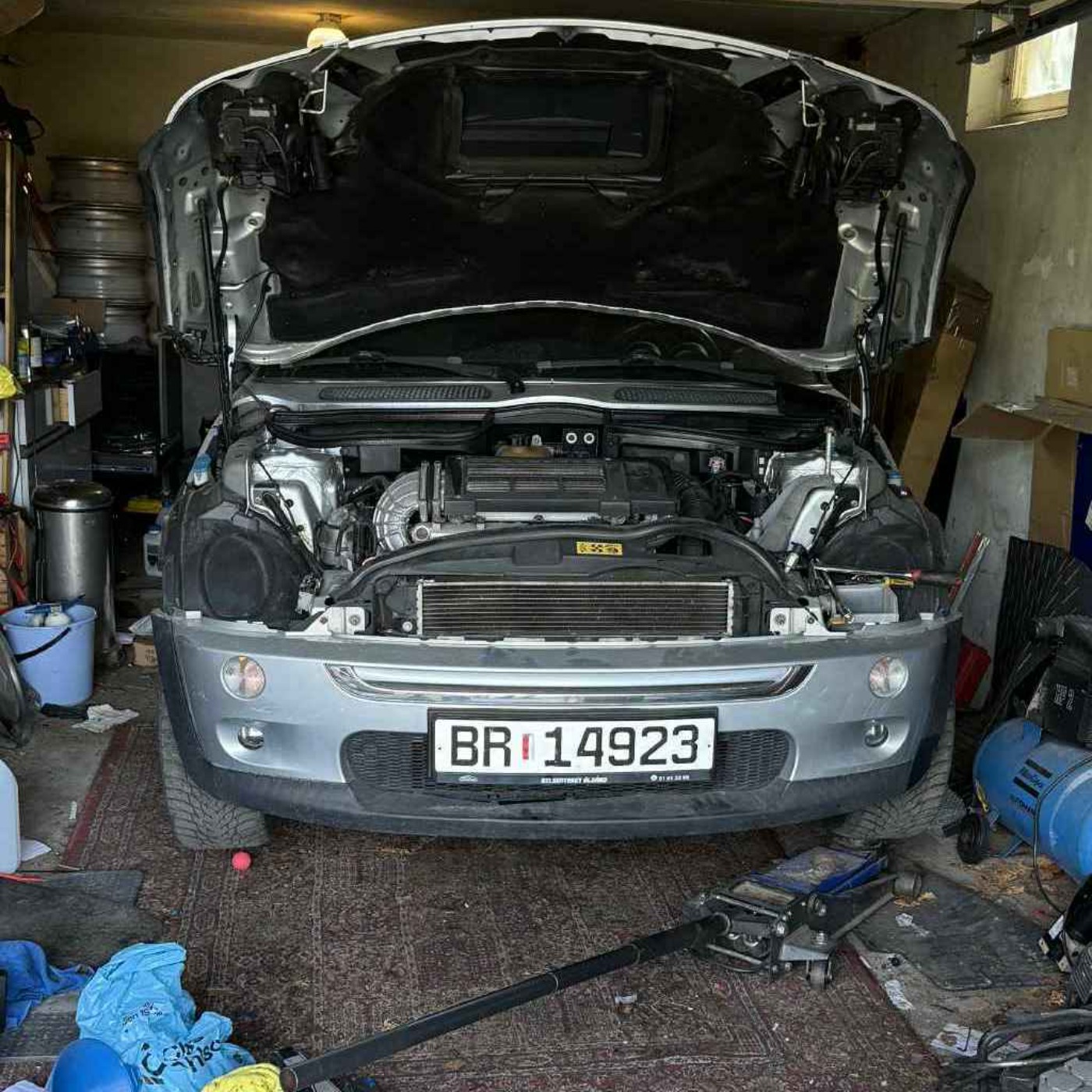 Vi kjører og kjøper Volvo - Marius skrur seg illsint - Florida Man slår til igjen episode artwork