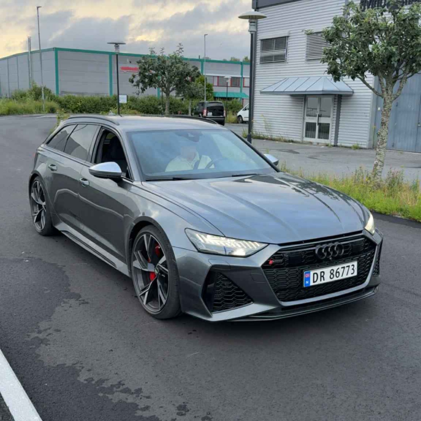 Drømmen om Audi RS6: del 2 - vi kjører C8 RS6 med 600 hk episode artwork