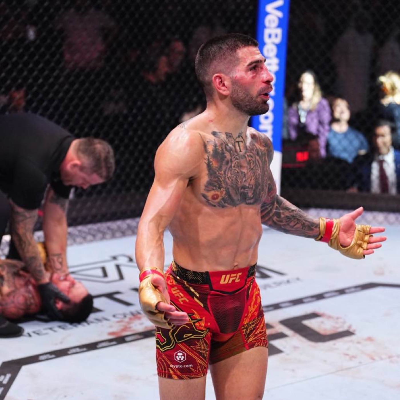 UFC 308 Review: Ilia Topuria is the fighter of the year.  Khamzat Chimaev is back!