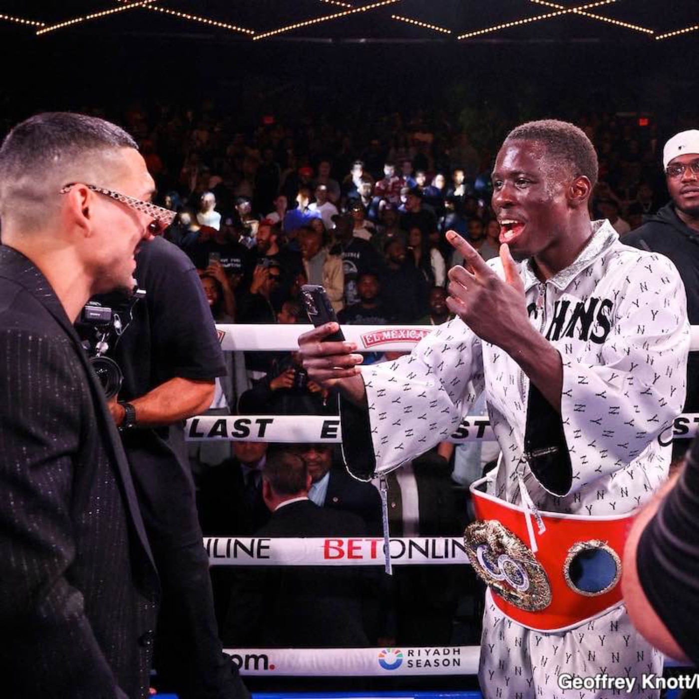 BOXING REACTION: Richardson Hitchens delivers. Teofimo Lopez next?