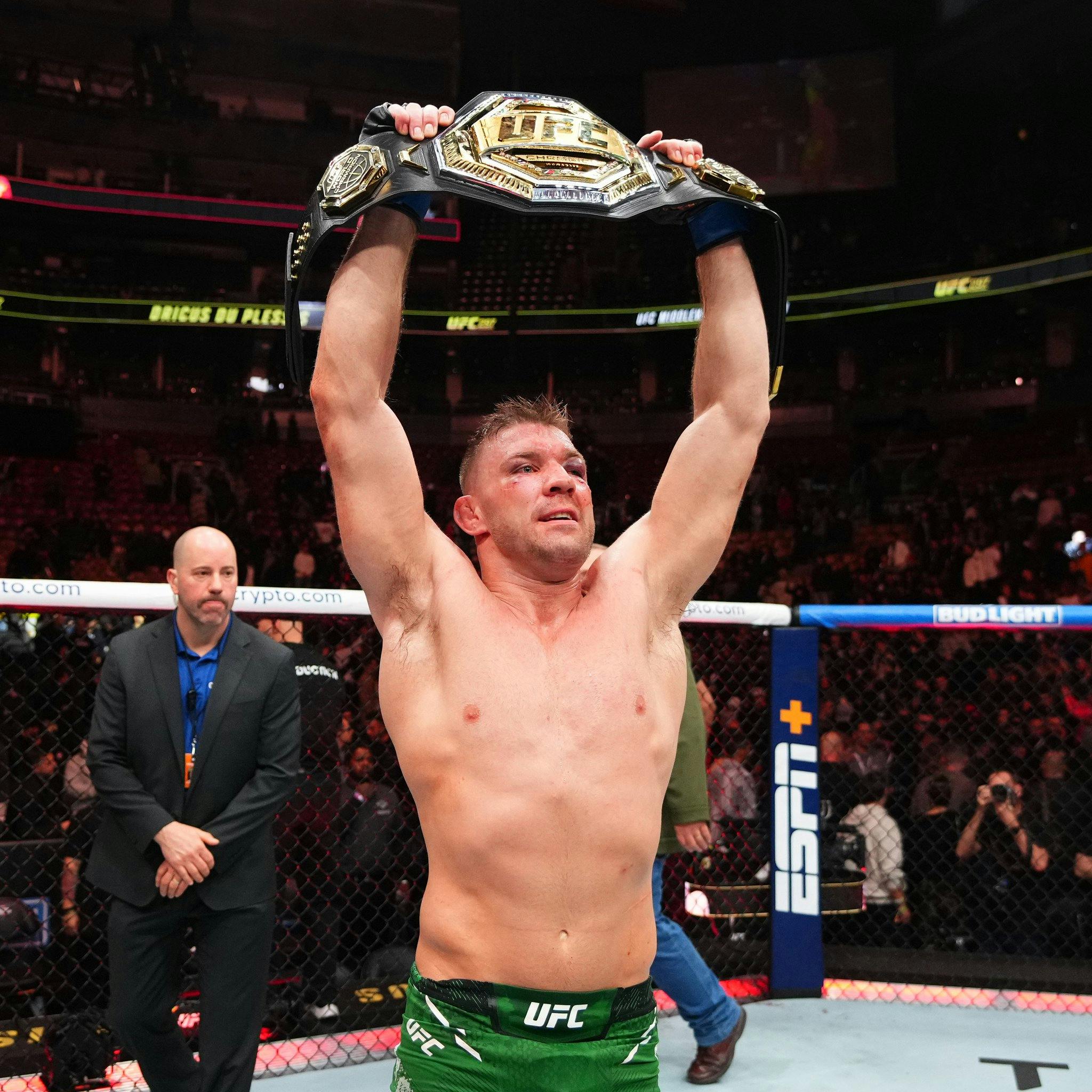 832: MMA REVIEW: HISTORY MADE