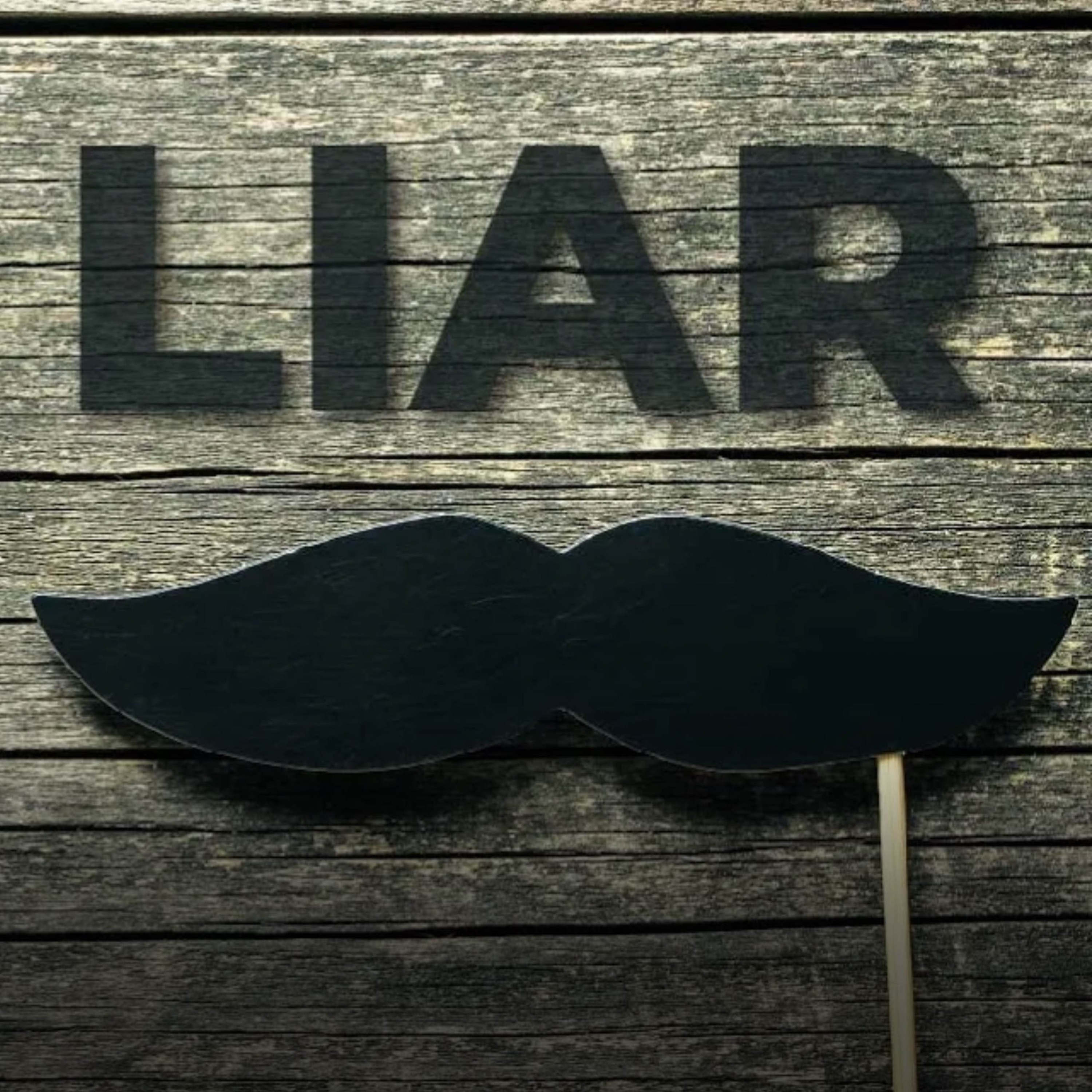 How to Deal With Liars | Mufti Menk Podcast