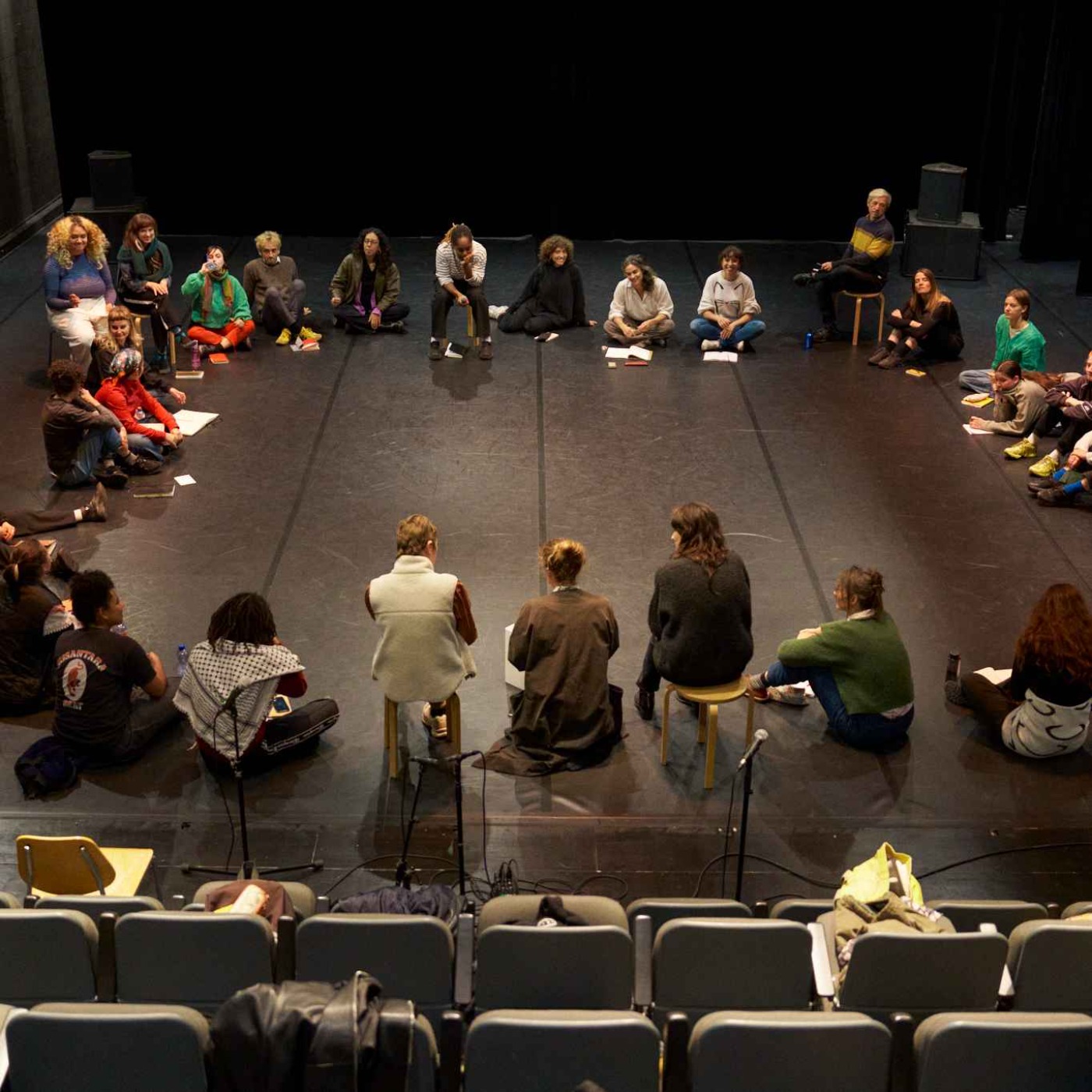 A day on dramaturgy - Dance & Dramaturgy Europe - Sévelin 36 - 03/10/2025 episode artwork