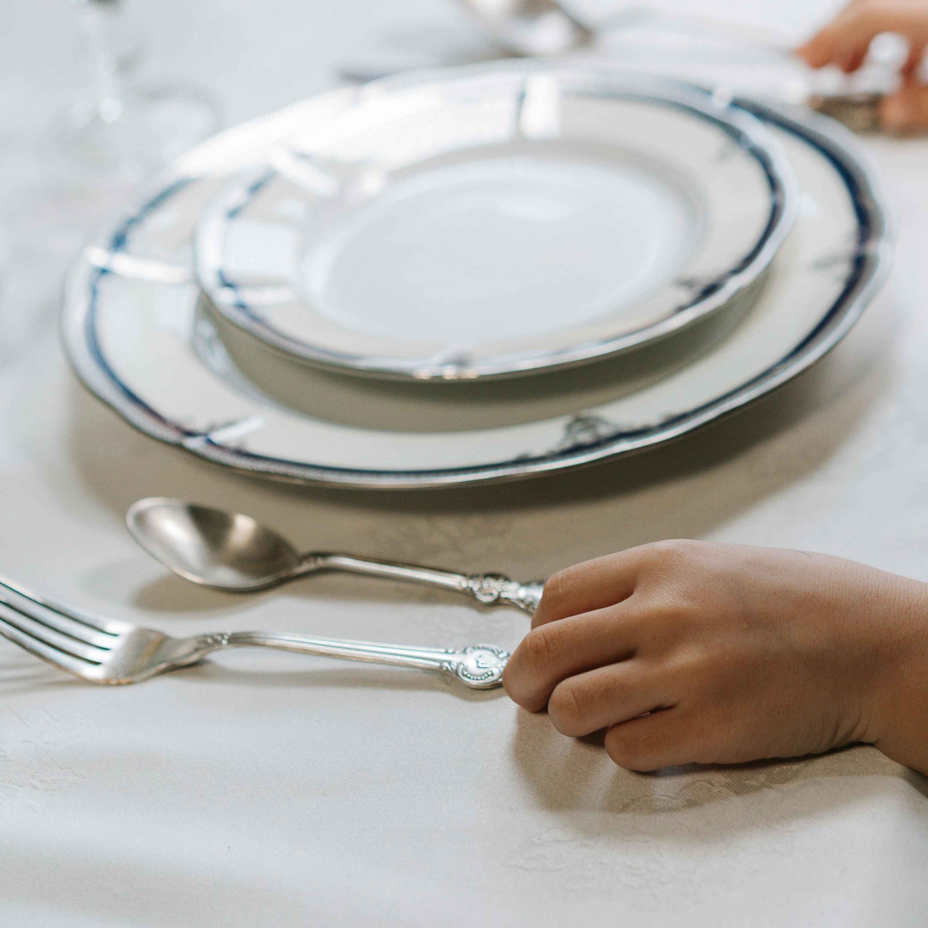 51. 餐桌礼仪 | Table Manners