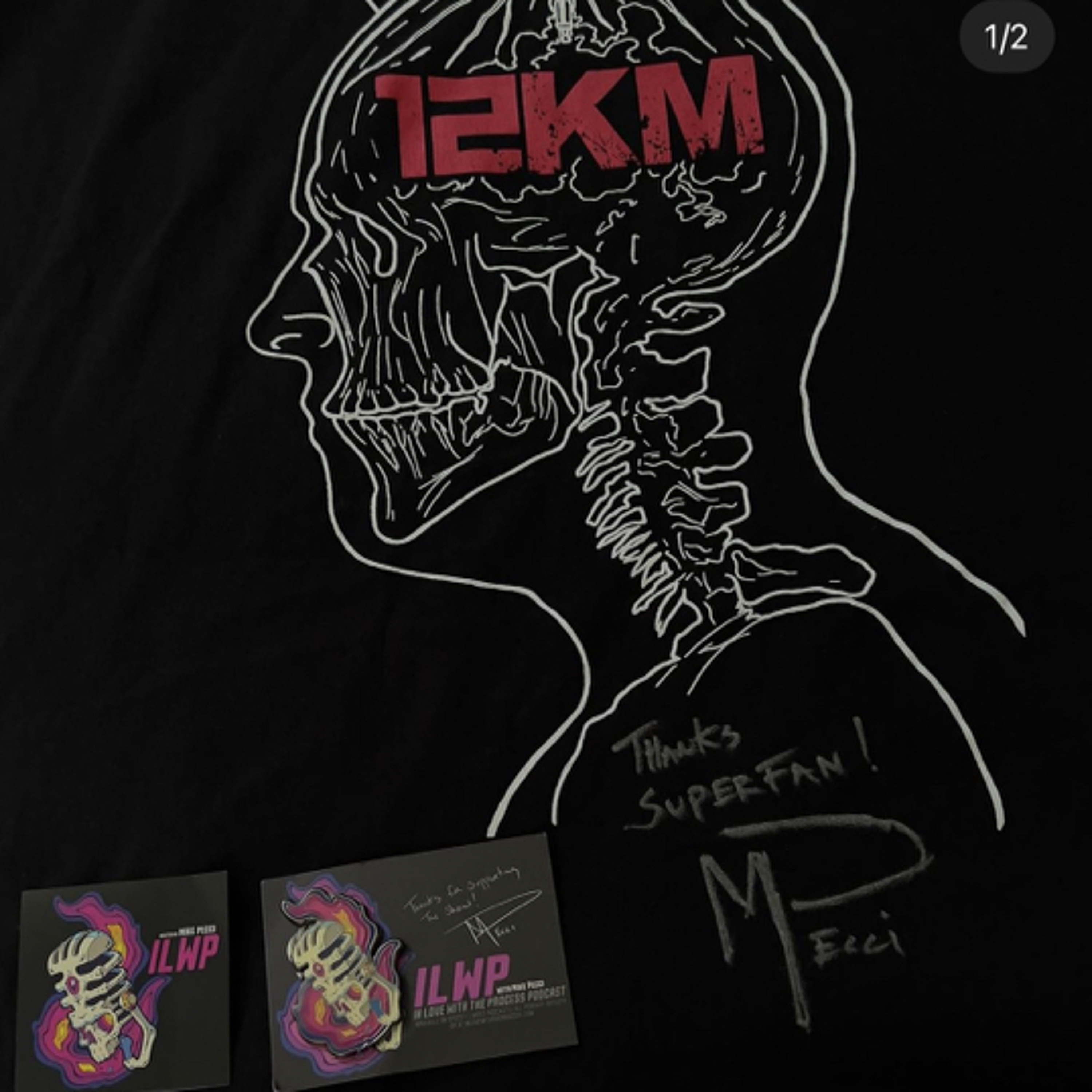 SUPERFANS | Tshirts & Pins