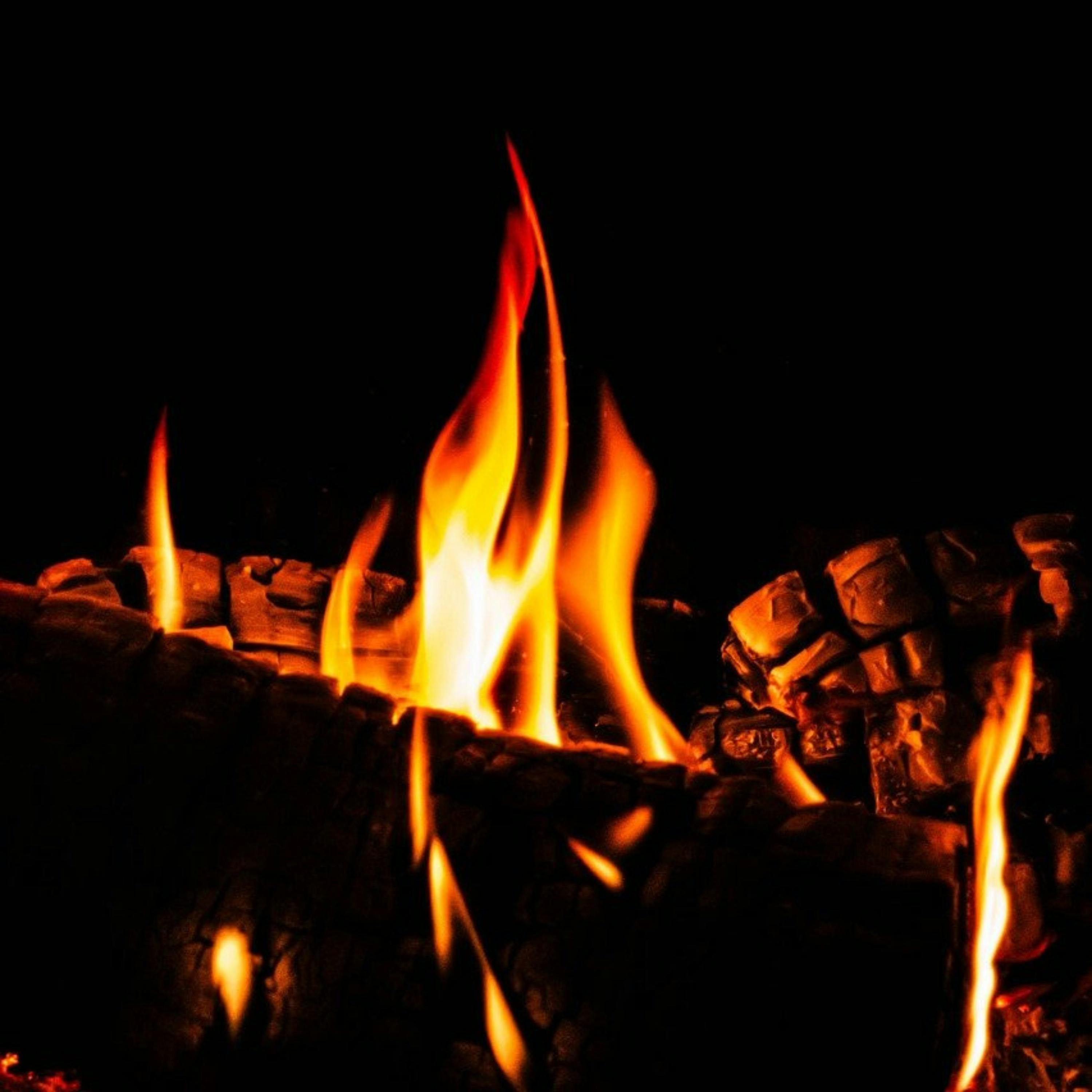 😴🔥🎵 Sonidos Relajantes del FUEGO y ARMONÍAS Suaves: un Remedio Natural para un SUEÑO Saludable