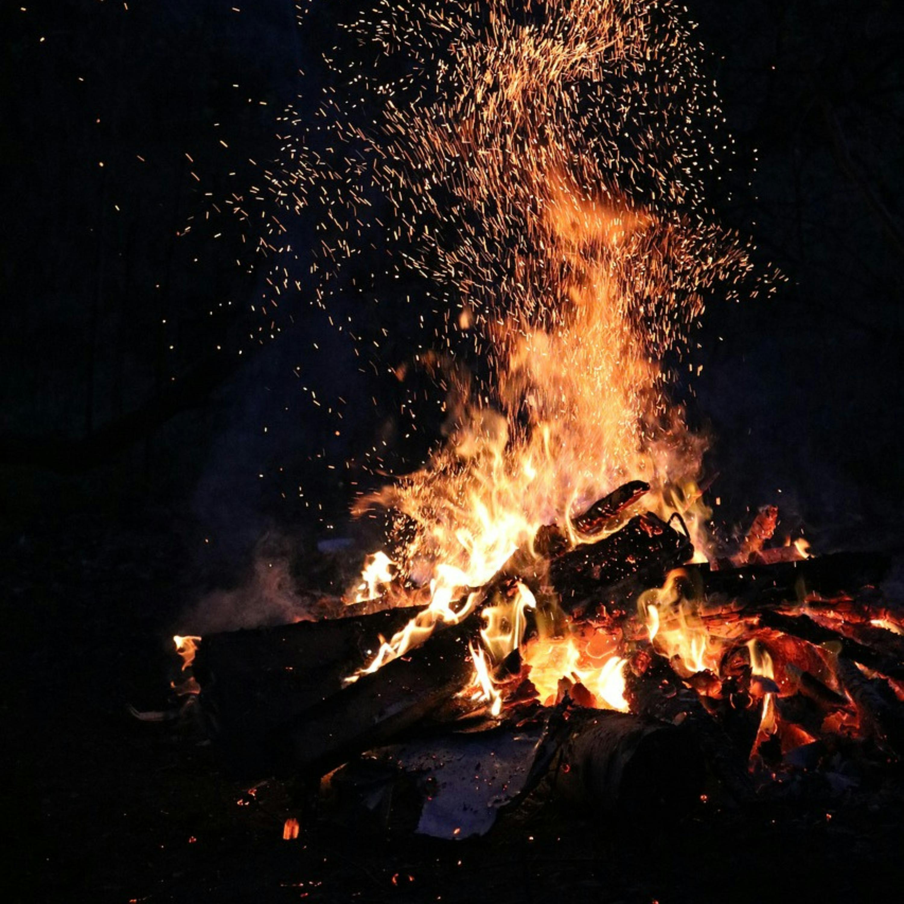 😴🔥🎵 MÚSICA Embriagadora y FUEGO Hipnótico: el Remedio para un SUEÑO Perfecto