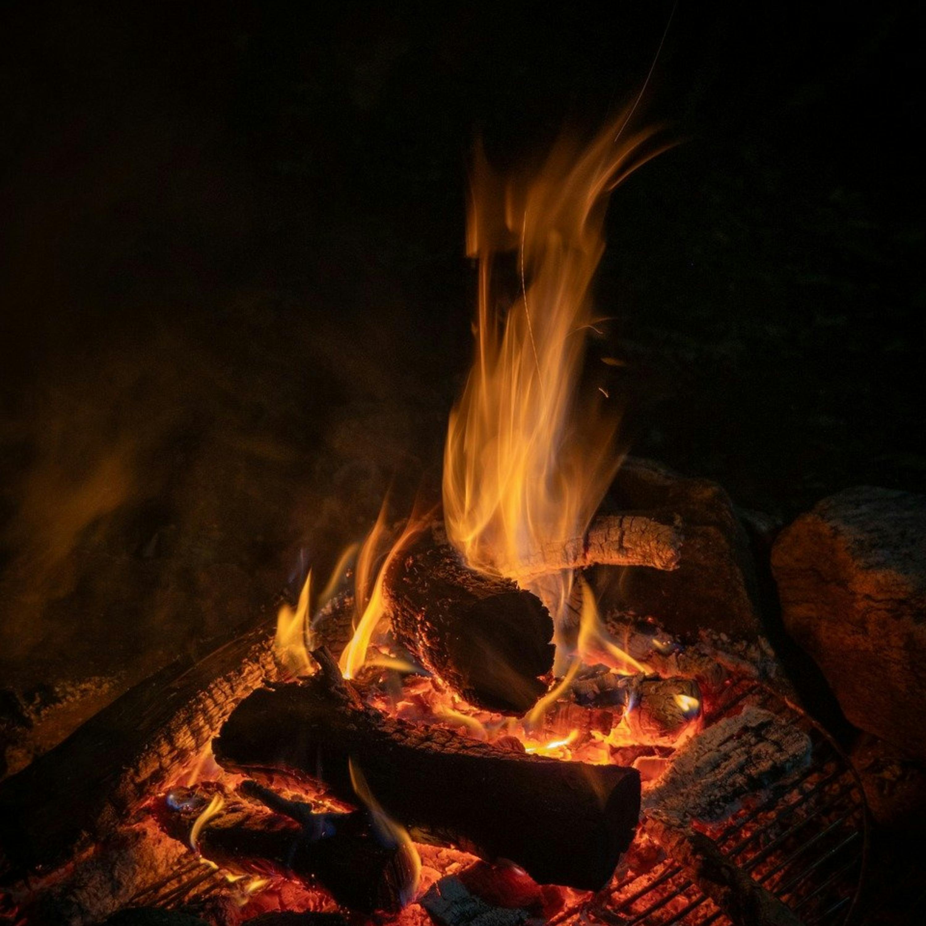 😴🔥🎵 SUEÑO Profundo gracias al Sonido del FUEGO y una MELODÍA Encantadora