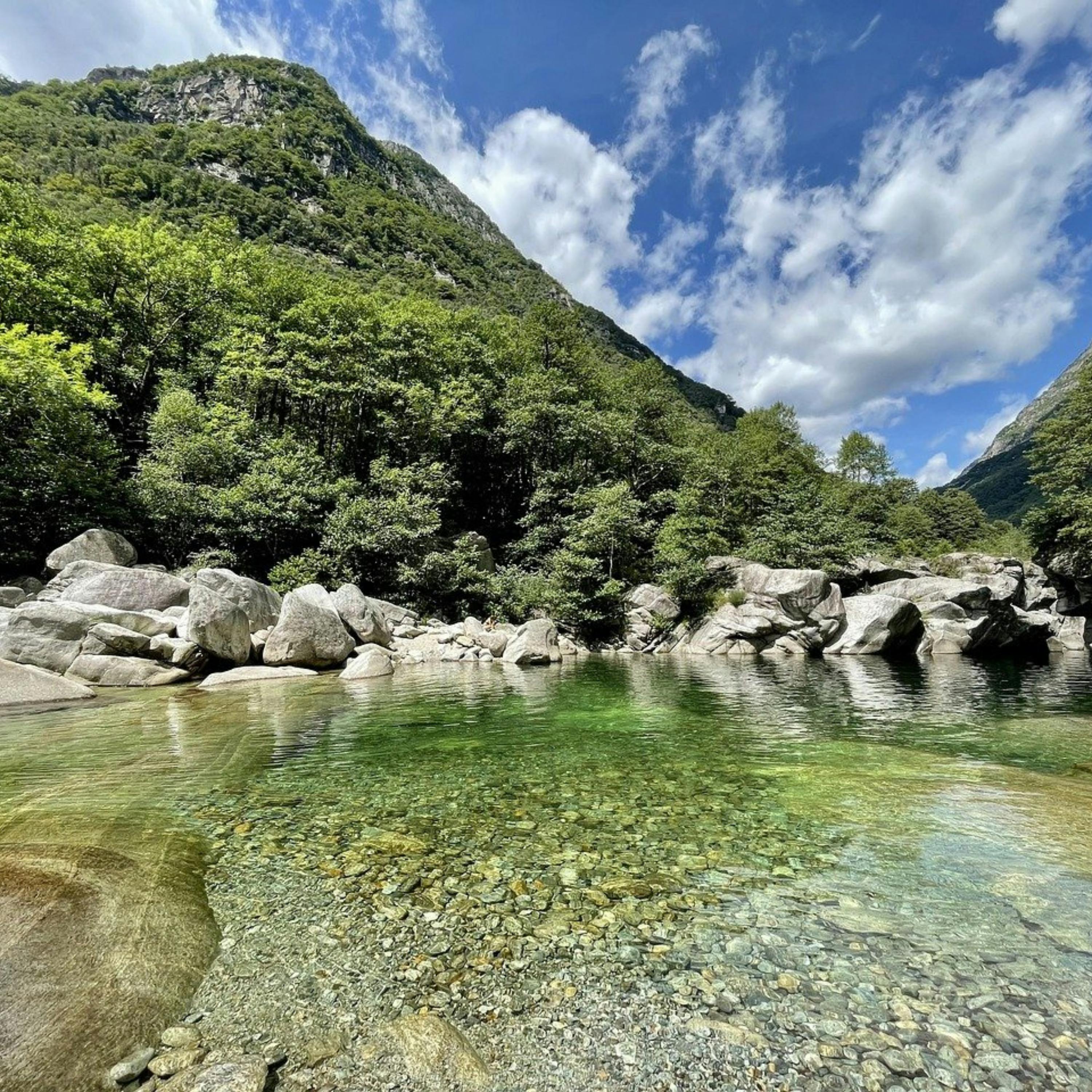 😴💧🎵 MÚSICA Relajante con el Sonido de la Corriente de un RÍO para una NOCHE Relajante