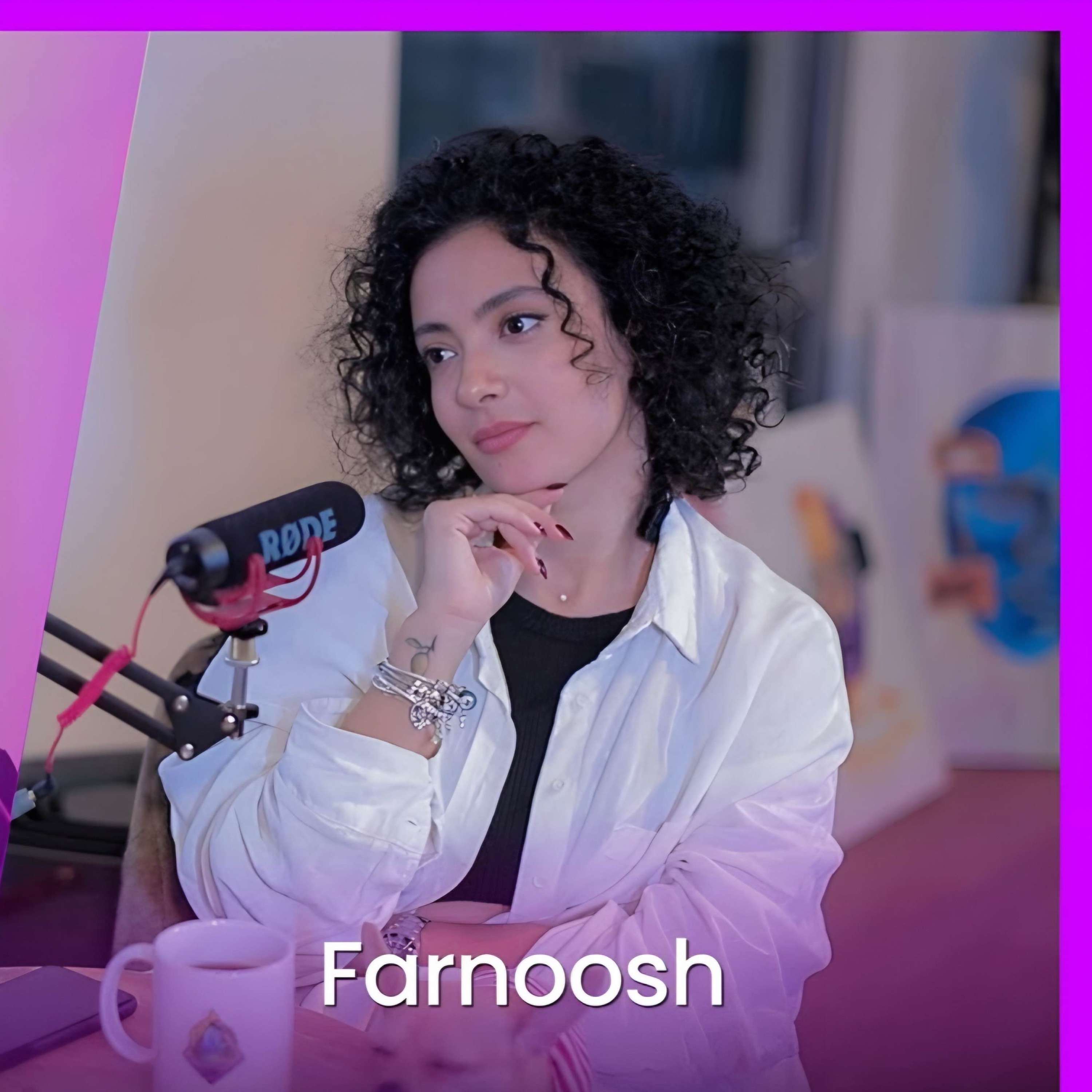 فرنوش مجری و بلاگر